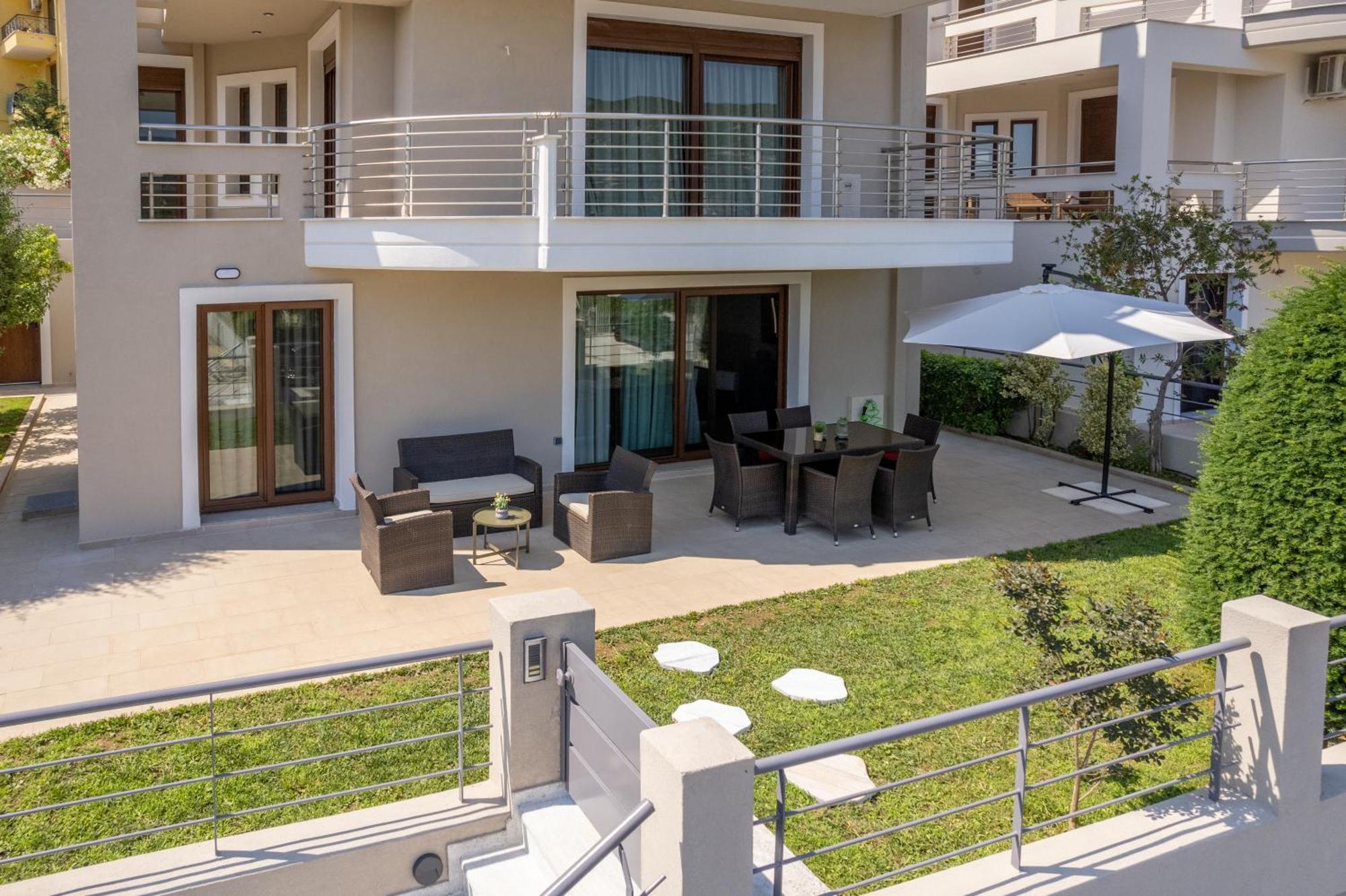 Ilios Luxury Apartment Nea Iraklitsa