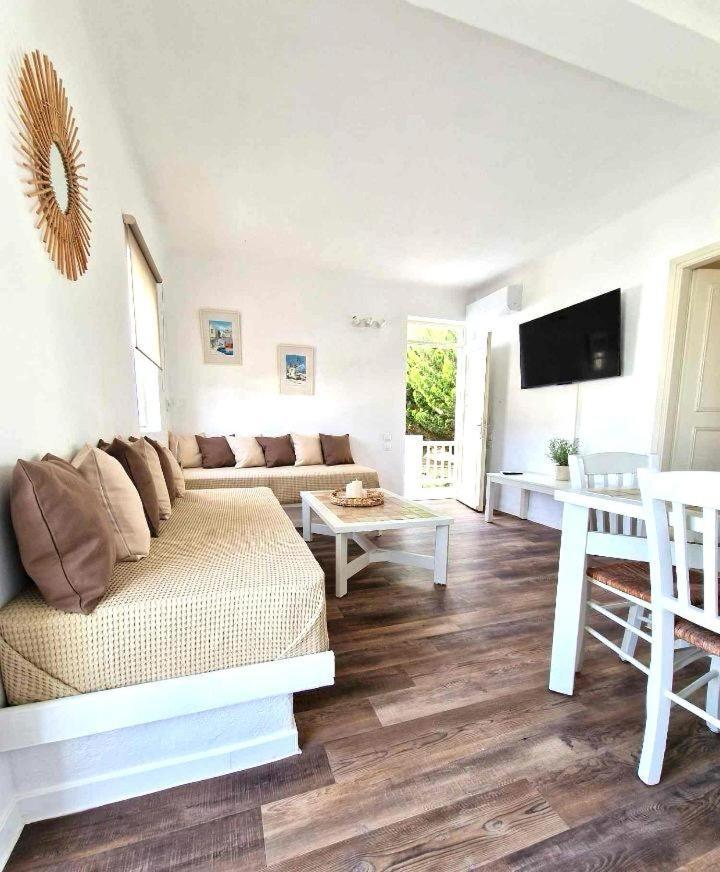 Apartment Cycladic Haven *
