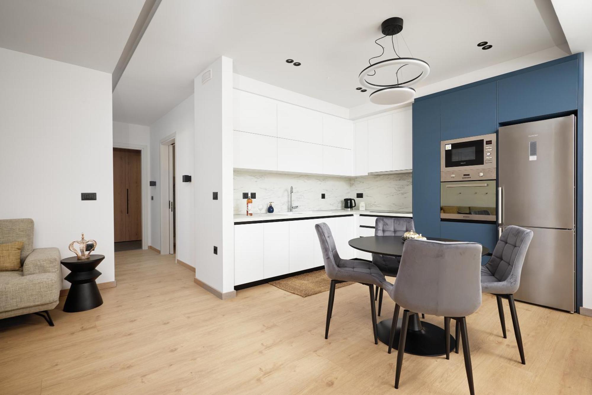 Niki Seaview With Cozy Garden Apartment