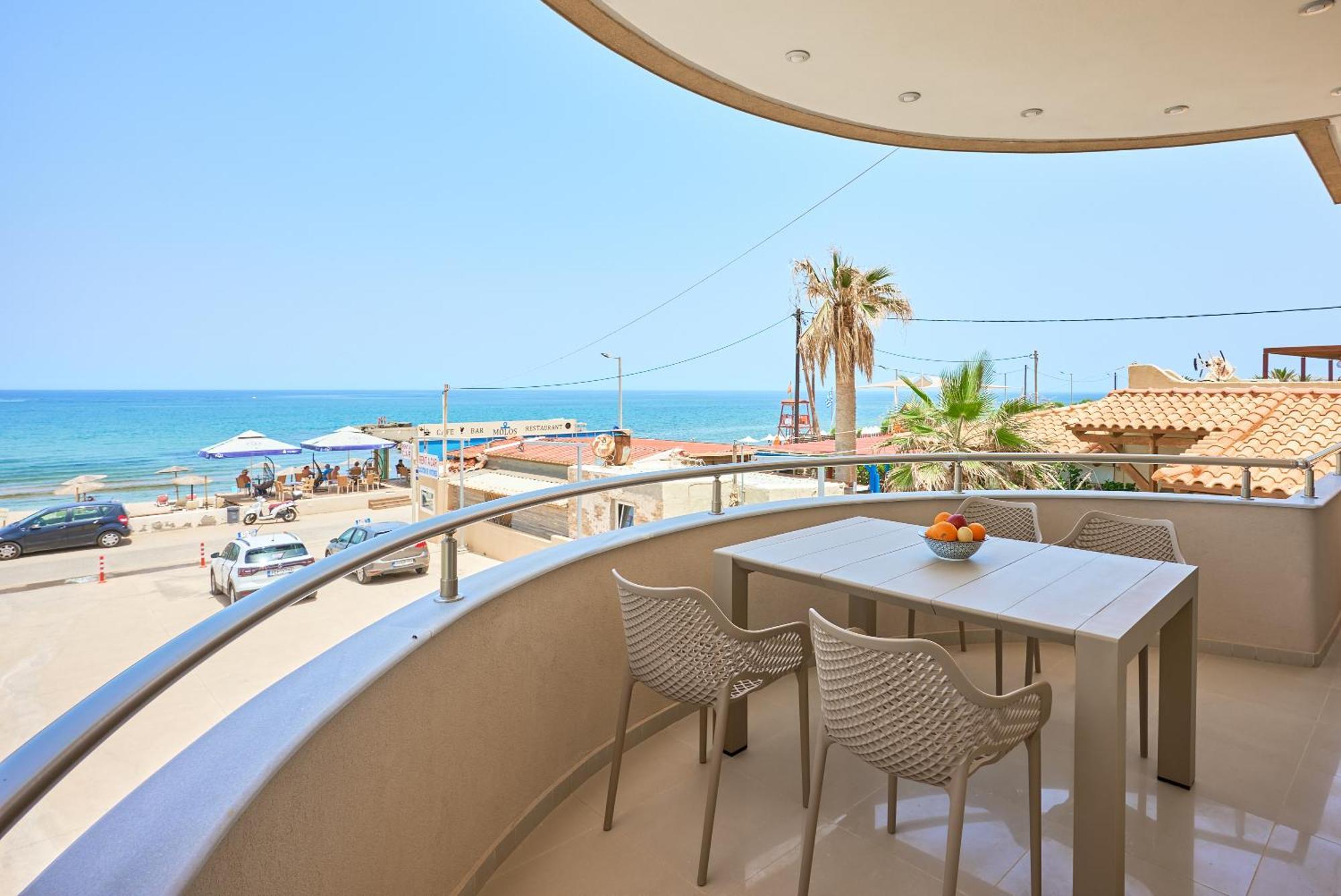 Niki Seaview Haven Apartment
