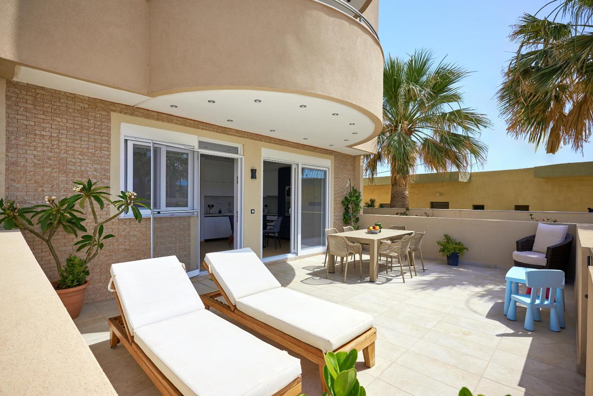Niki Seaview With Cozy Garden Apartment *