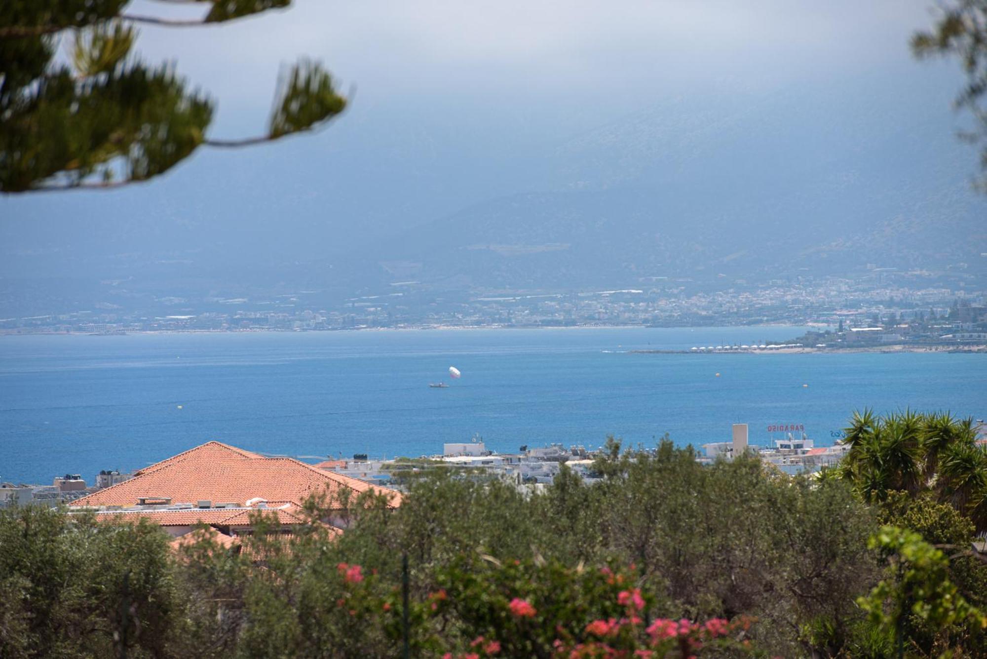 Marita House Sea View *