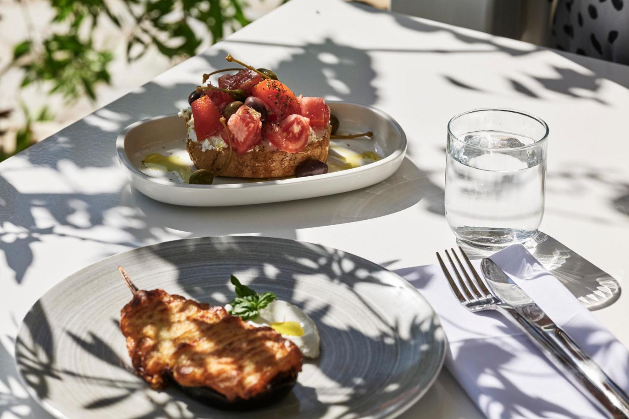 Myconian Sunrise Relais & Chateaux Agrari (Mykonos)