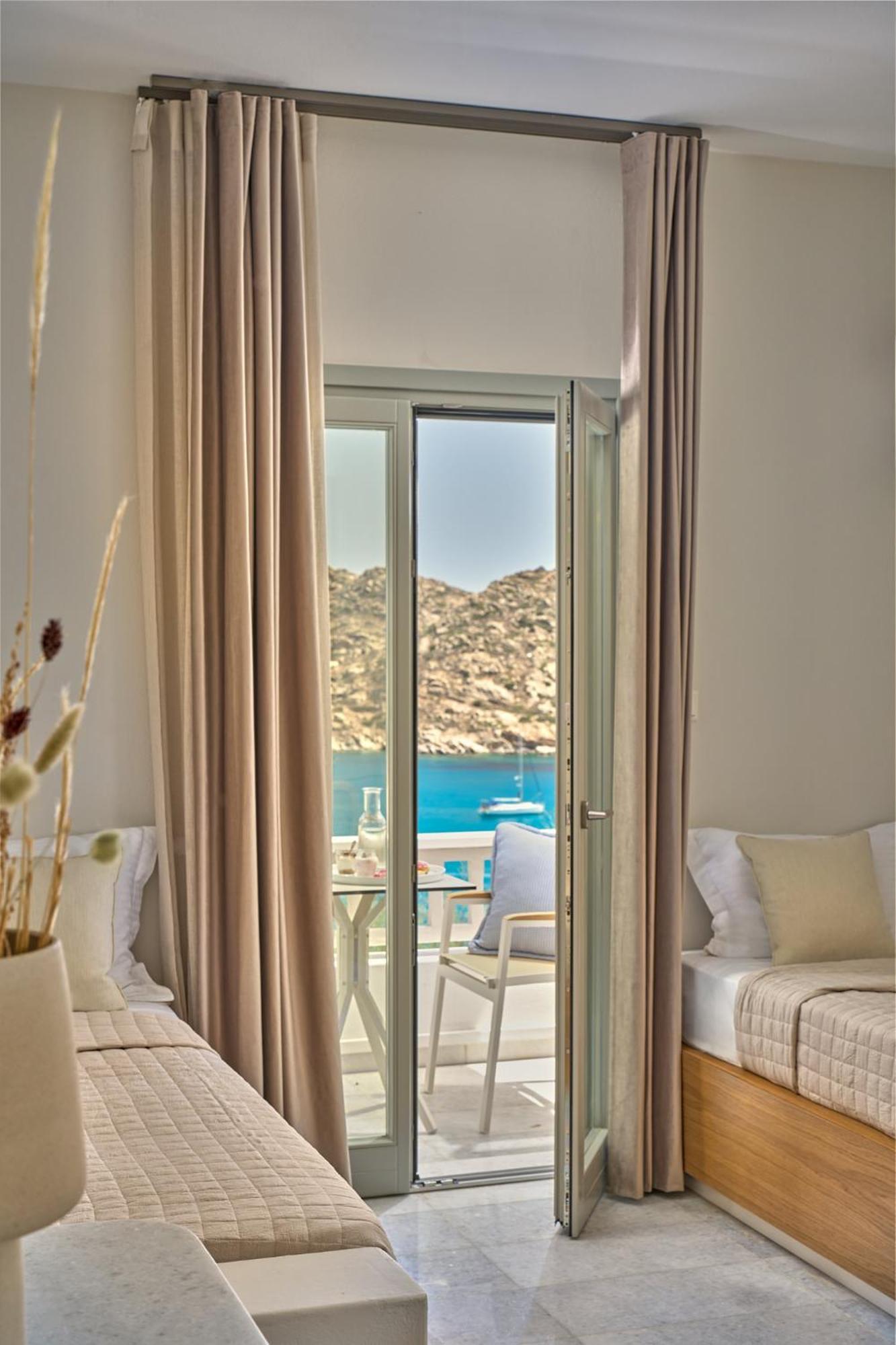 Ios Palace & Hotel 4*
