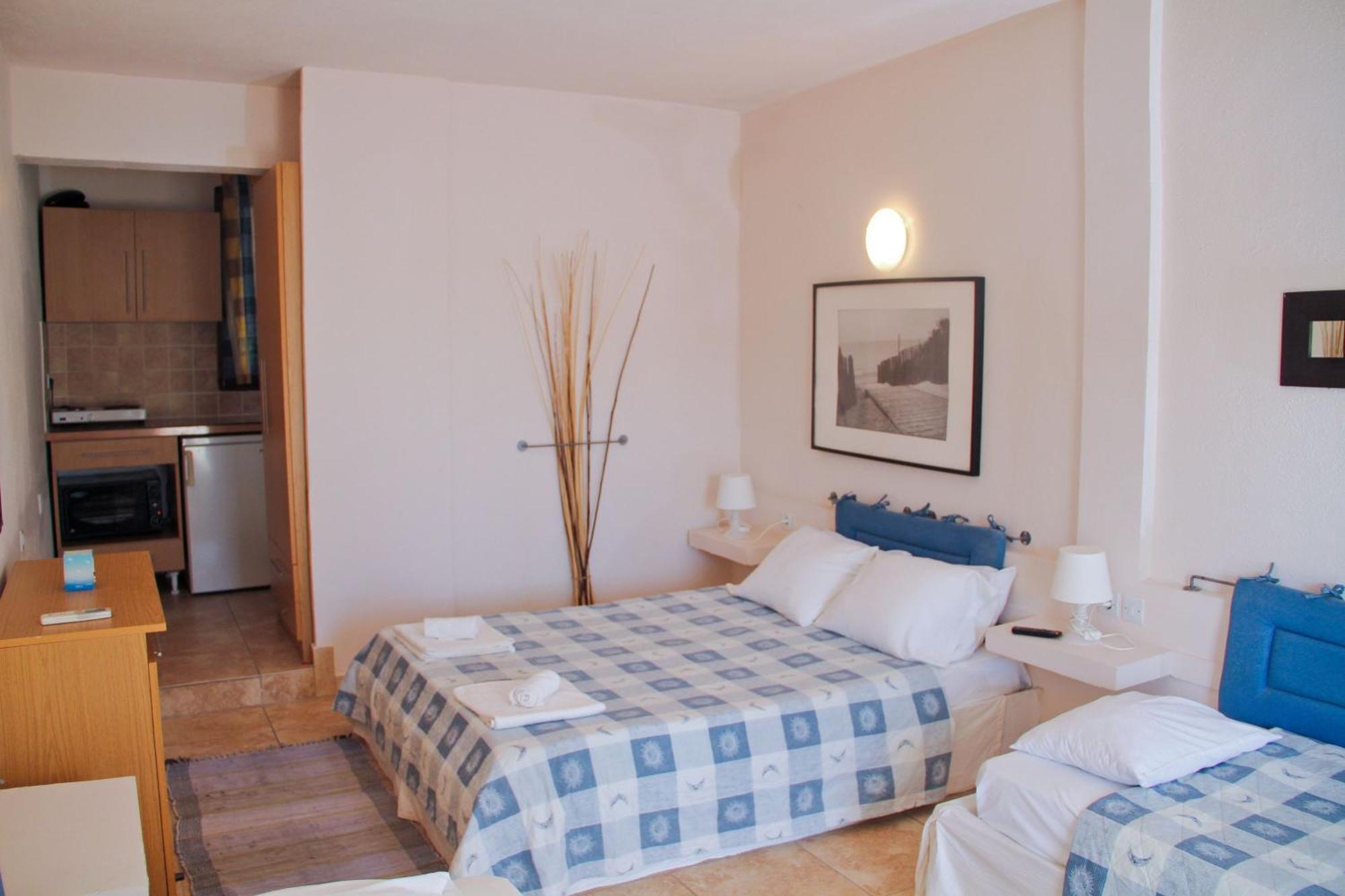 Aparthotel Idea Fourka