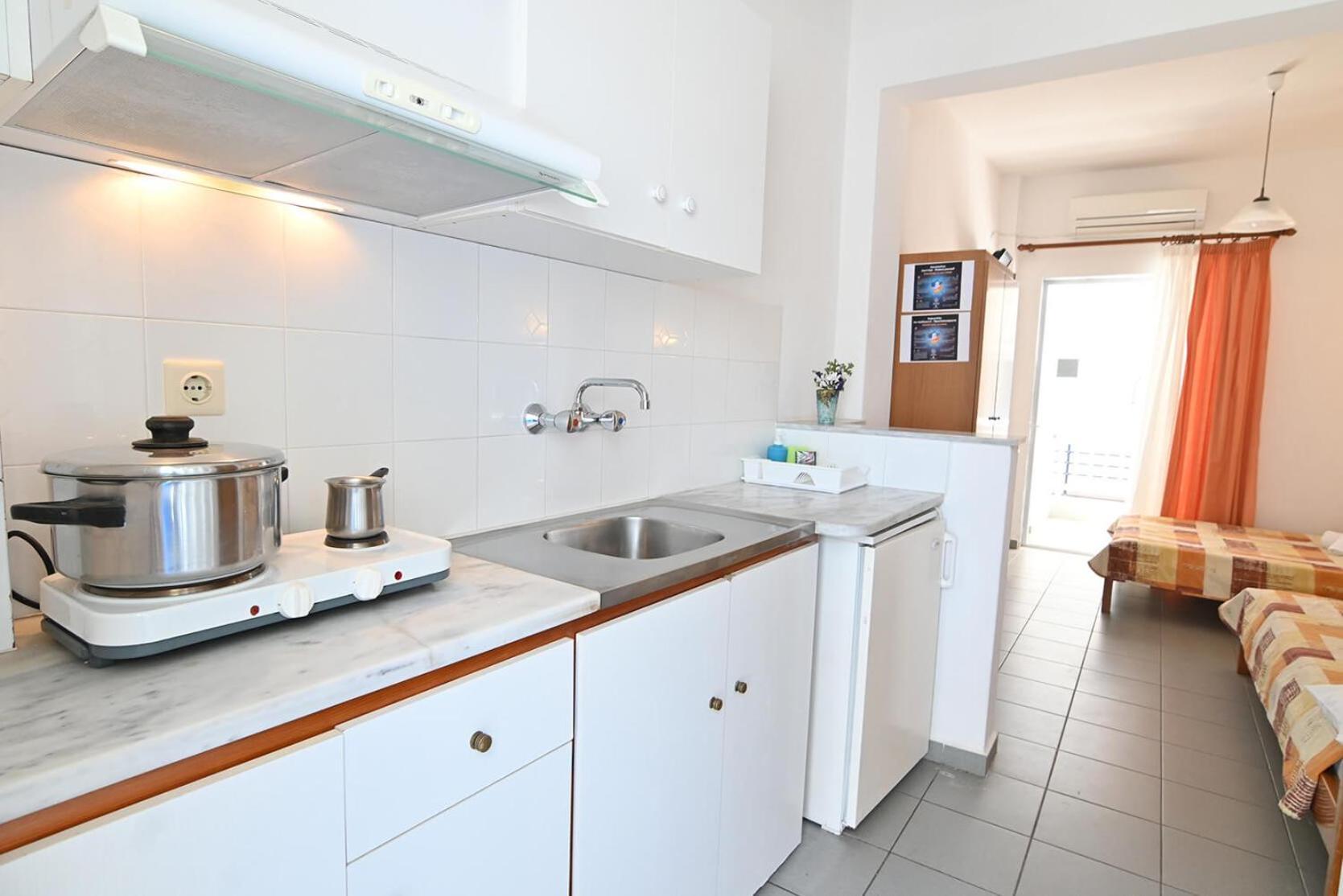 Hotel Armiriki 3*