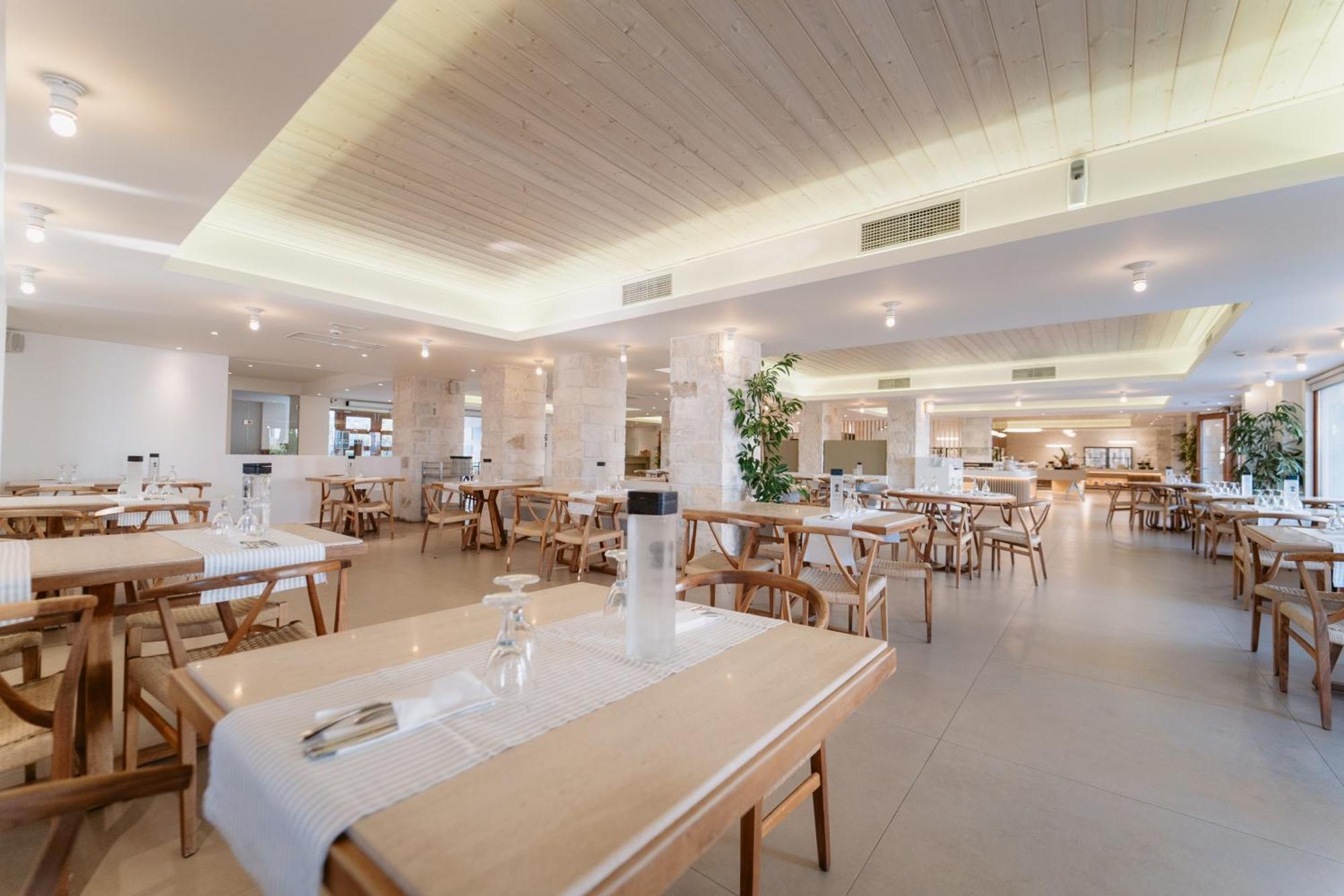 Ostria & Hotel