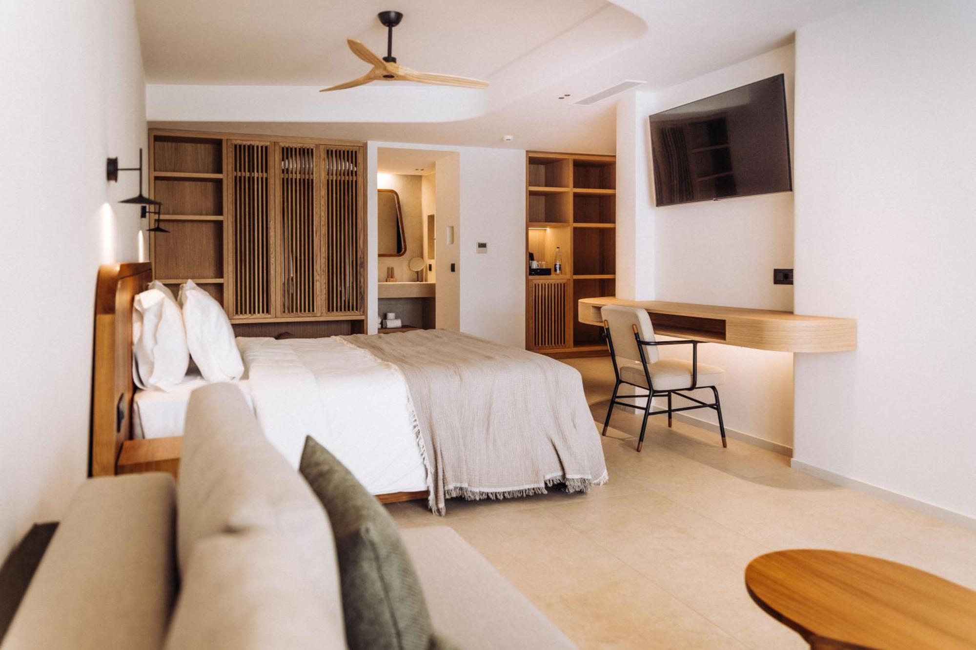 Ostria & Hotel 5*