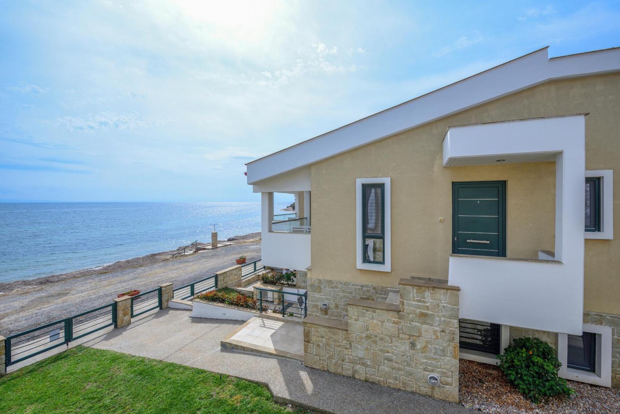 Apartment Elpiniki Luxury