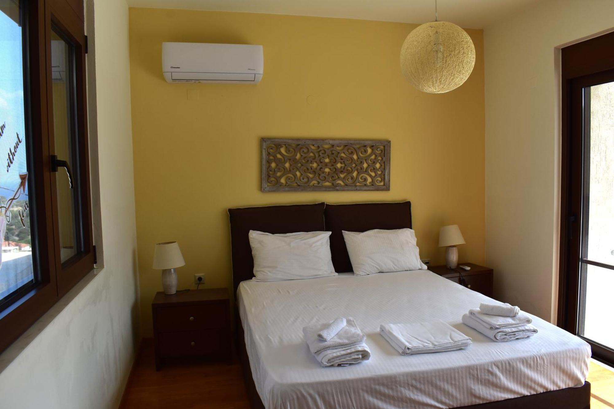 Smaragda's Maisonette Holiday home
