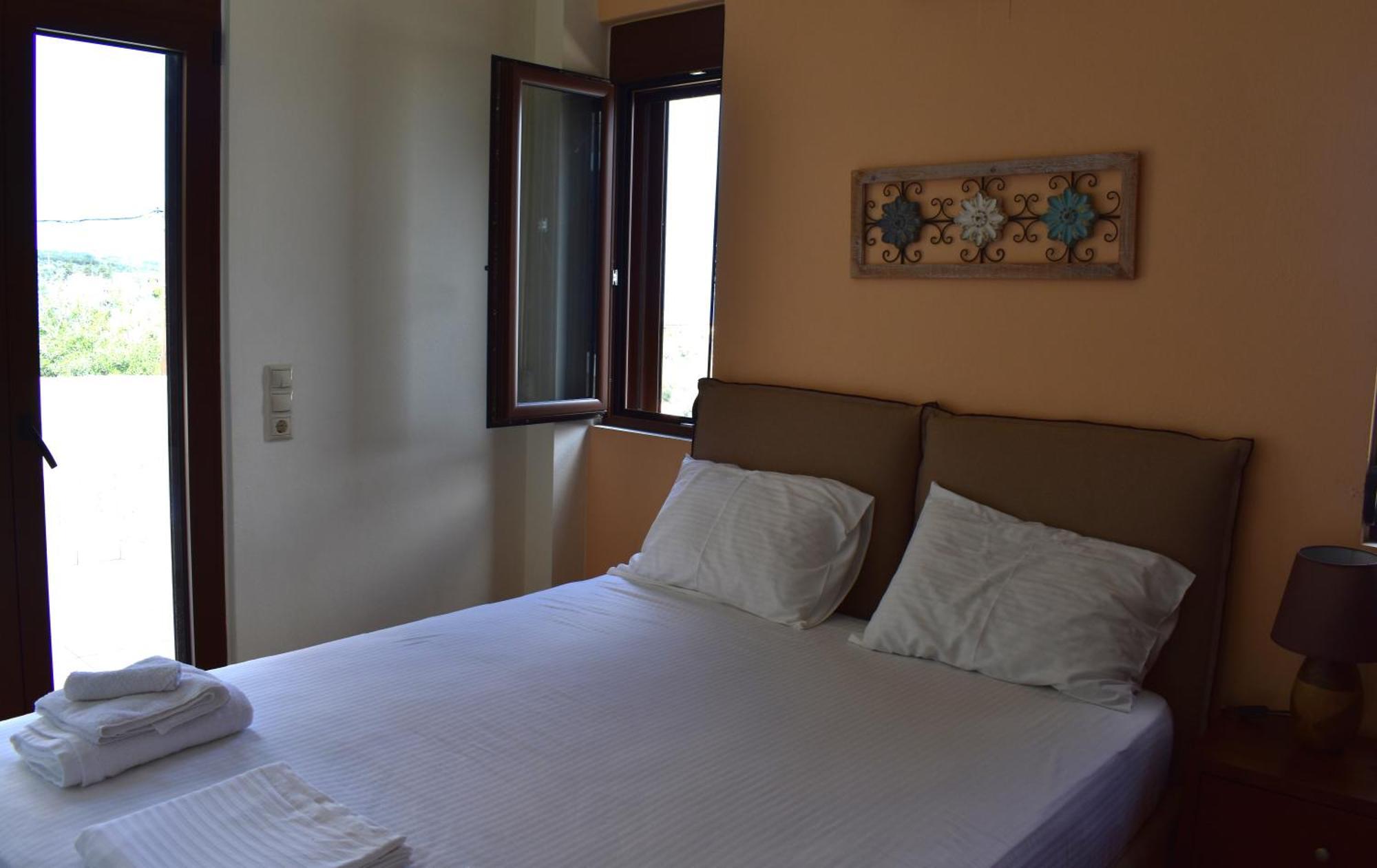 Smaragda's Maisonette *