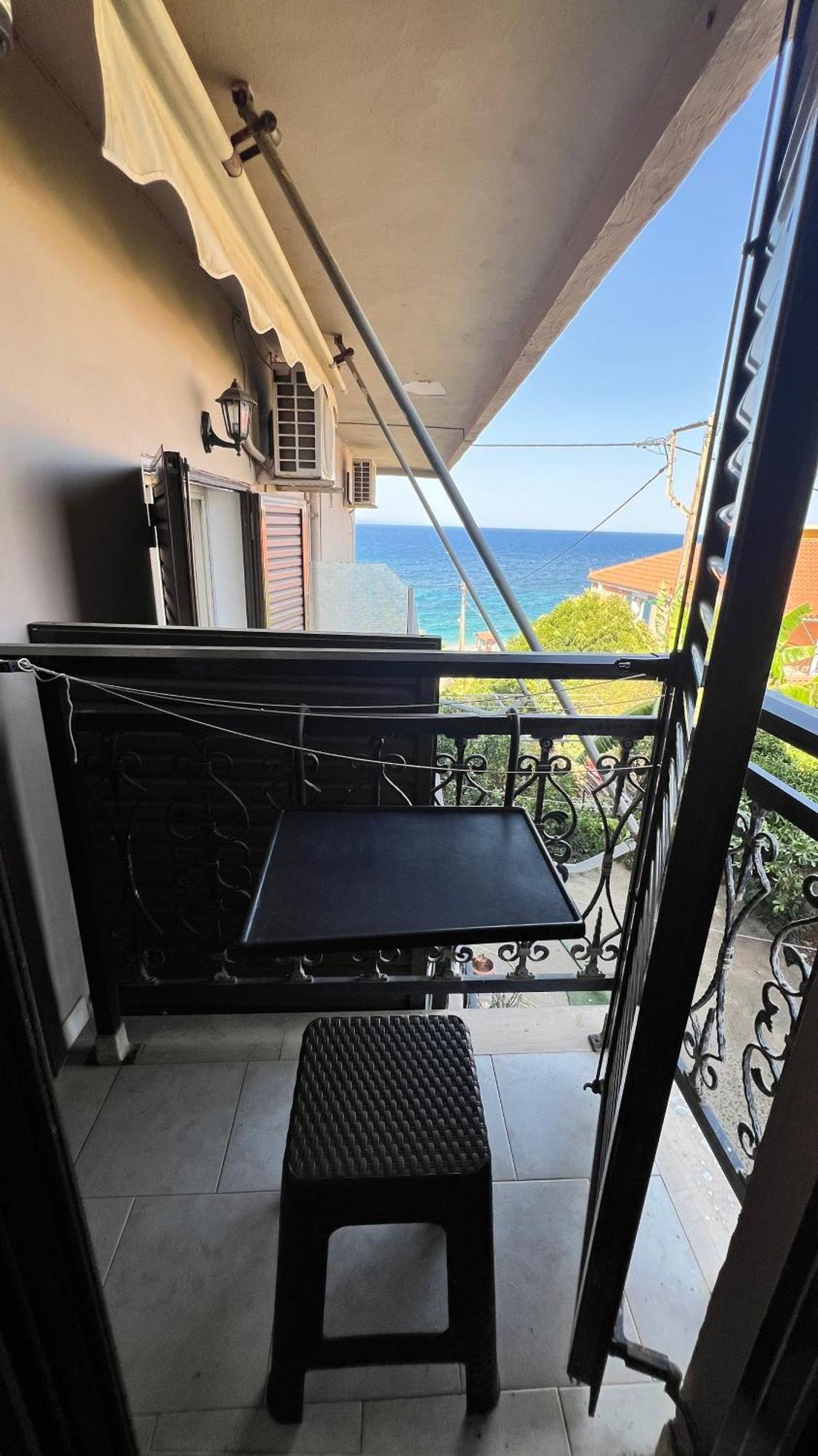 Michaela Hotel 3*