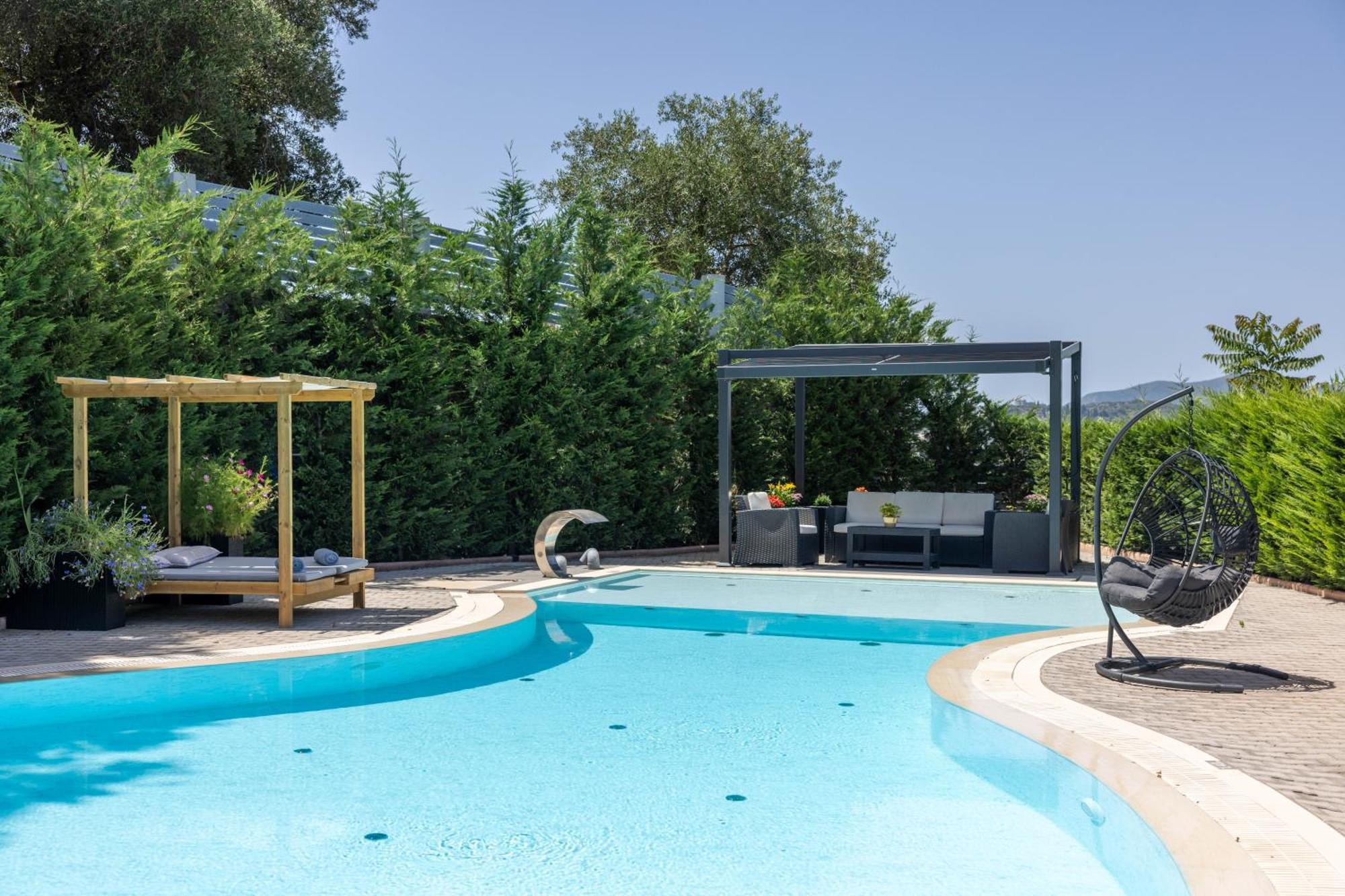 Five Stars * Kommeno (Corfu)