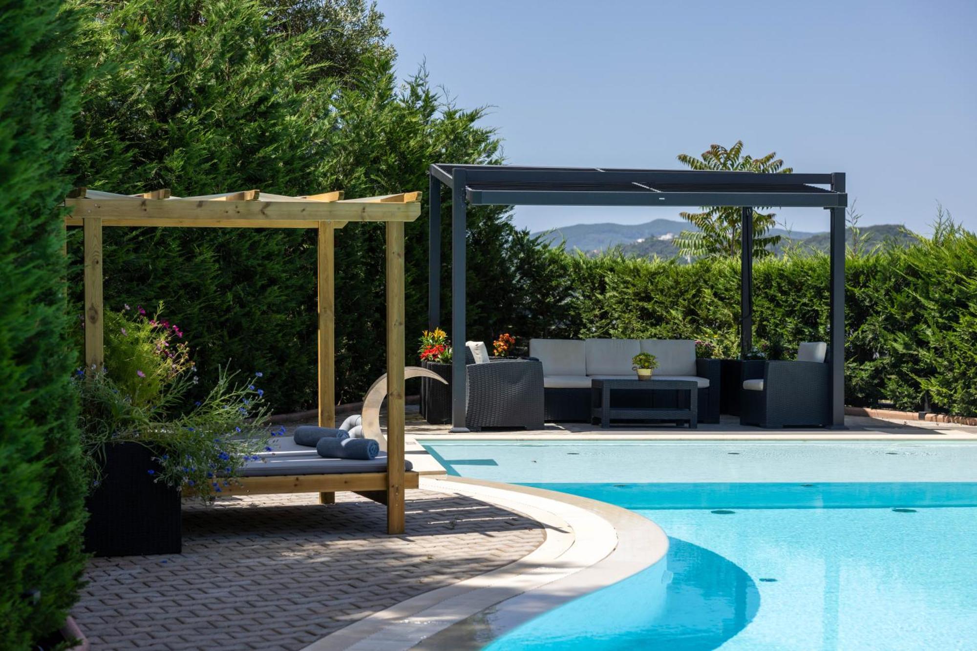 Five Stars * Kommeno (Corfu)
