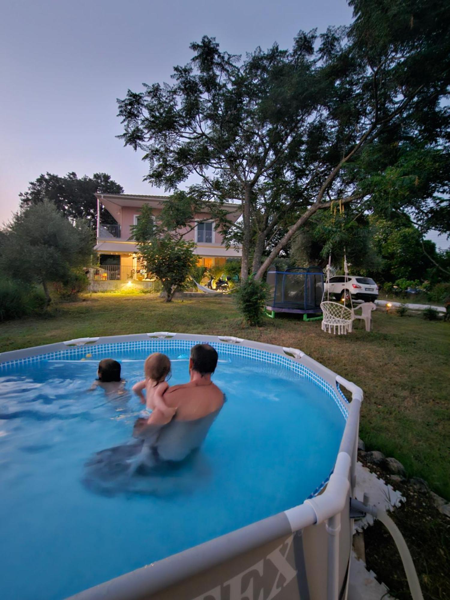 Sundial House Poulades