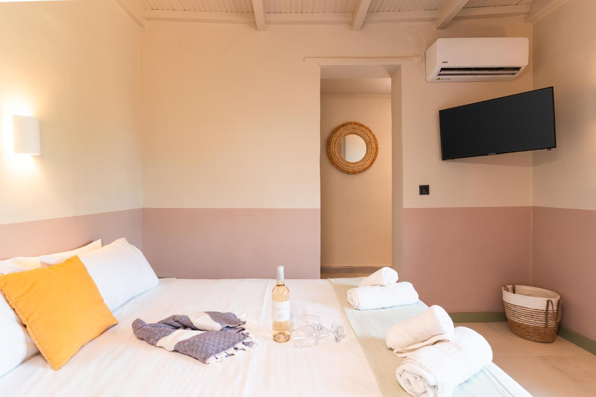 Filanthi - The Project Guest house Methoni (Messenia)
