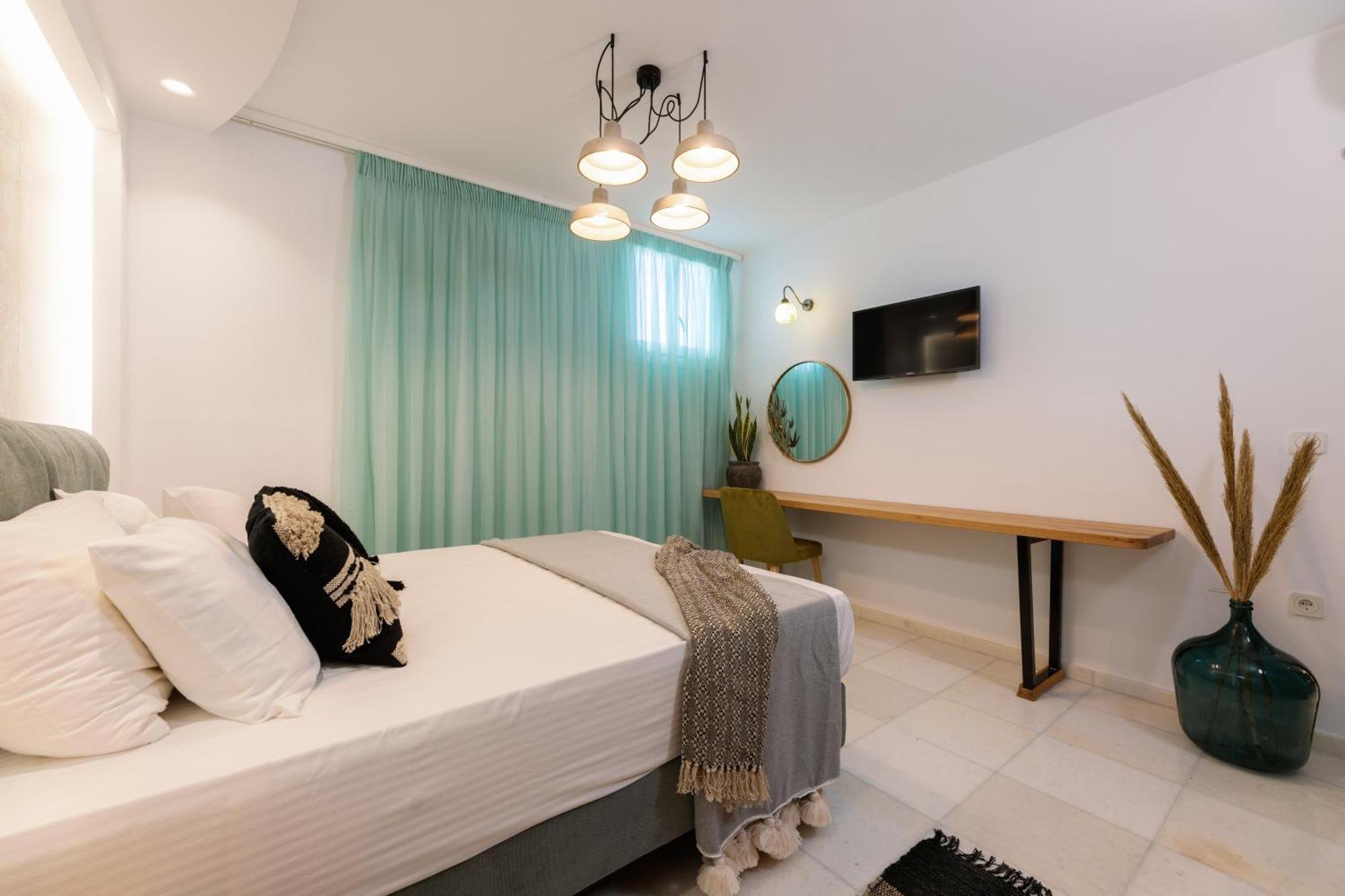 Velonis With Private Pool And Sea View Villa