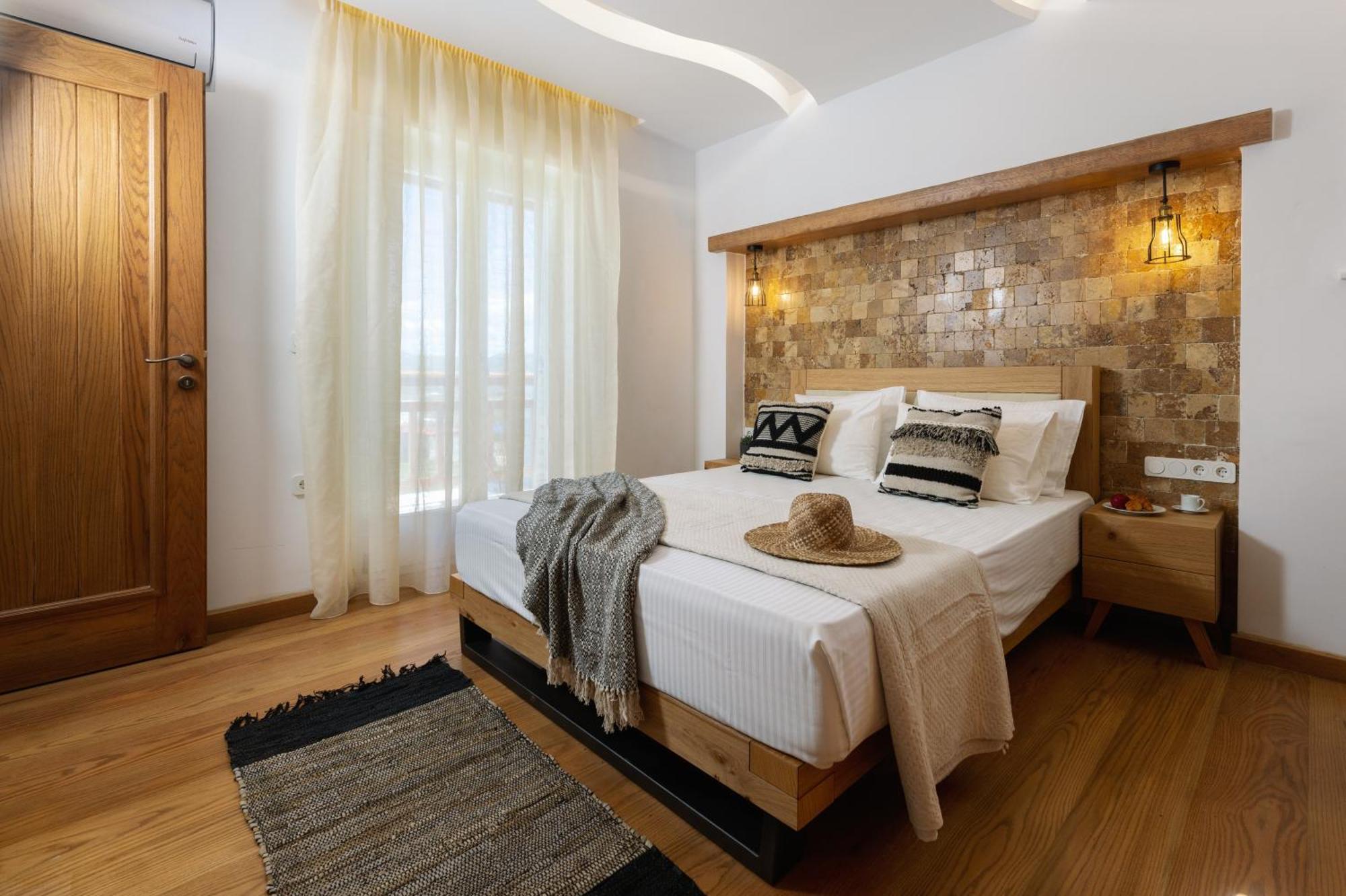 Velonis With Private Pool And Sea View Villa *