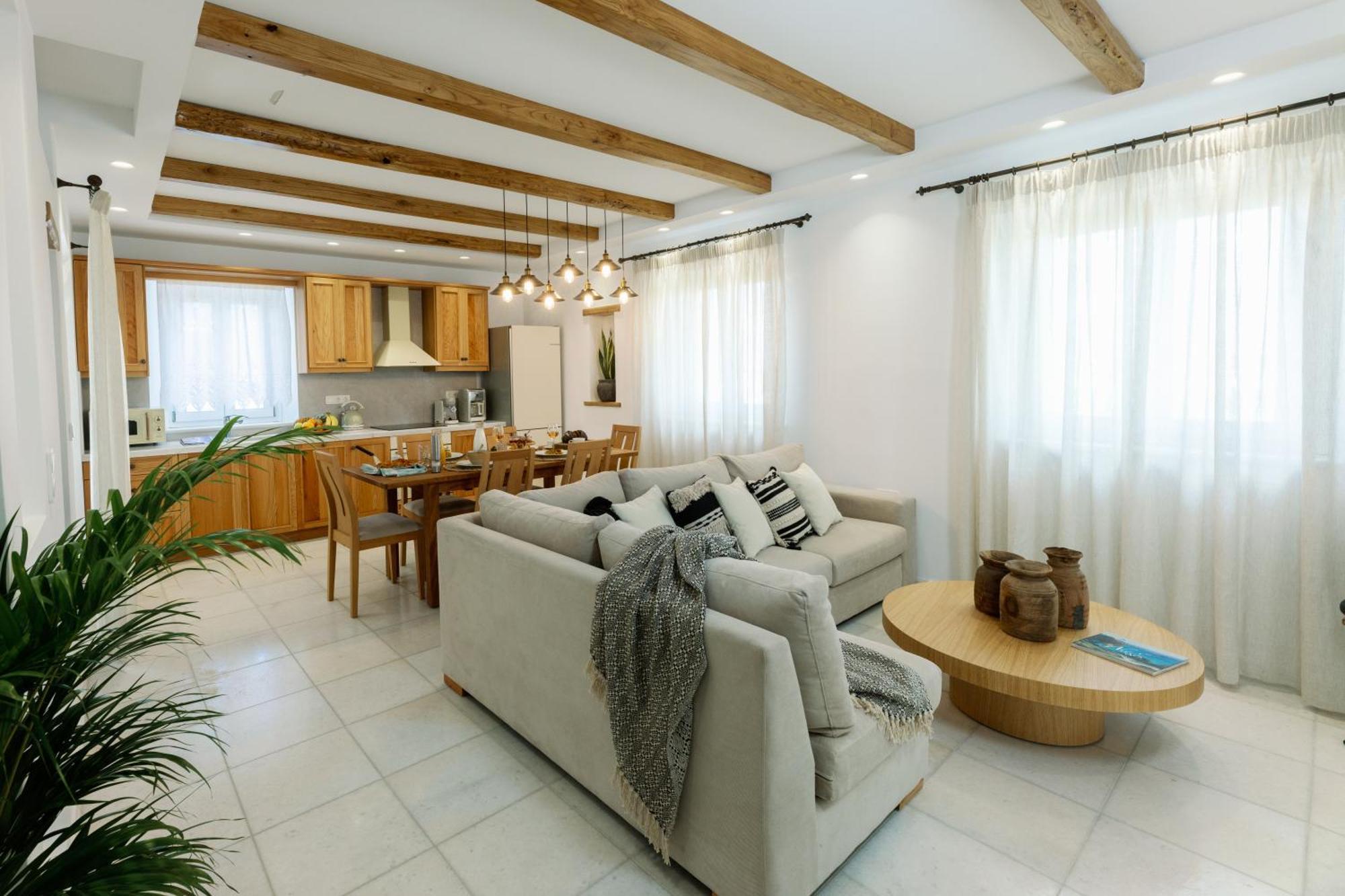 Velonis With Private Pool And Sea View *