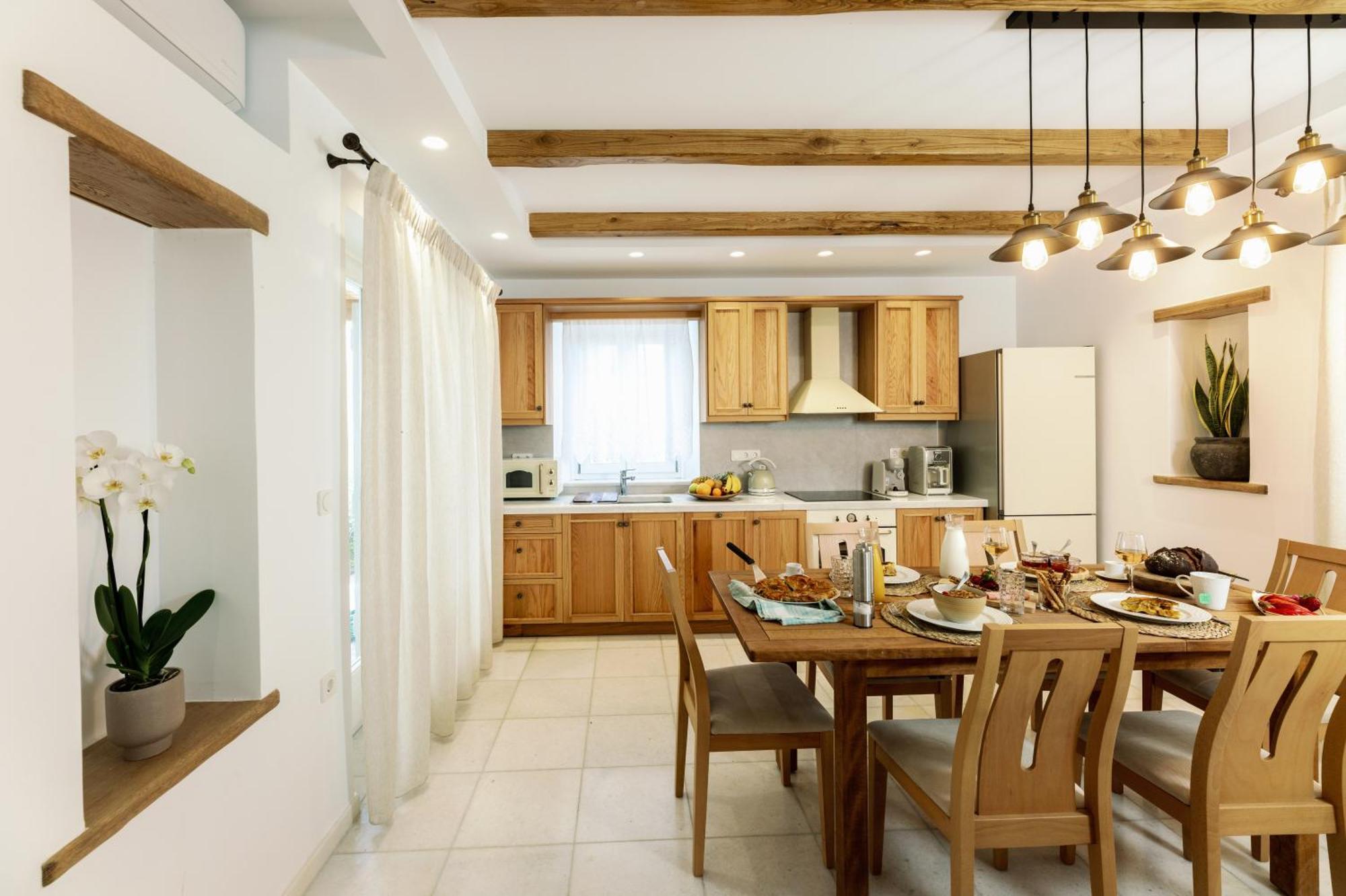 Velonis With Private Pool And Sea View Villa