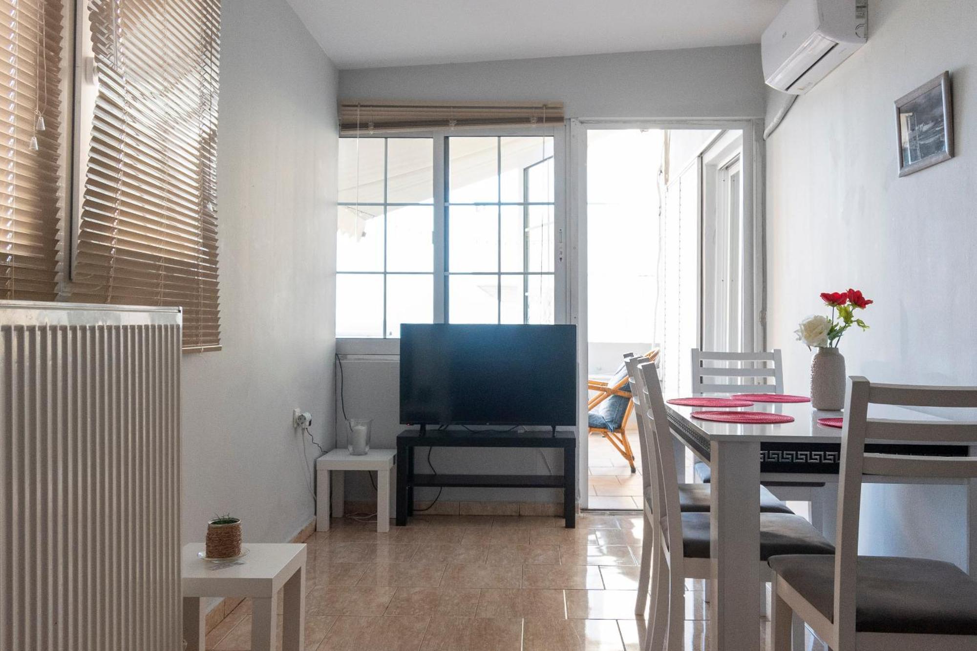 Alex_polis Lighthouse Apartment!!! Apartment