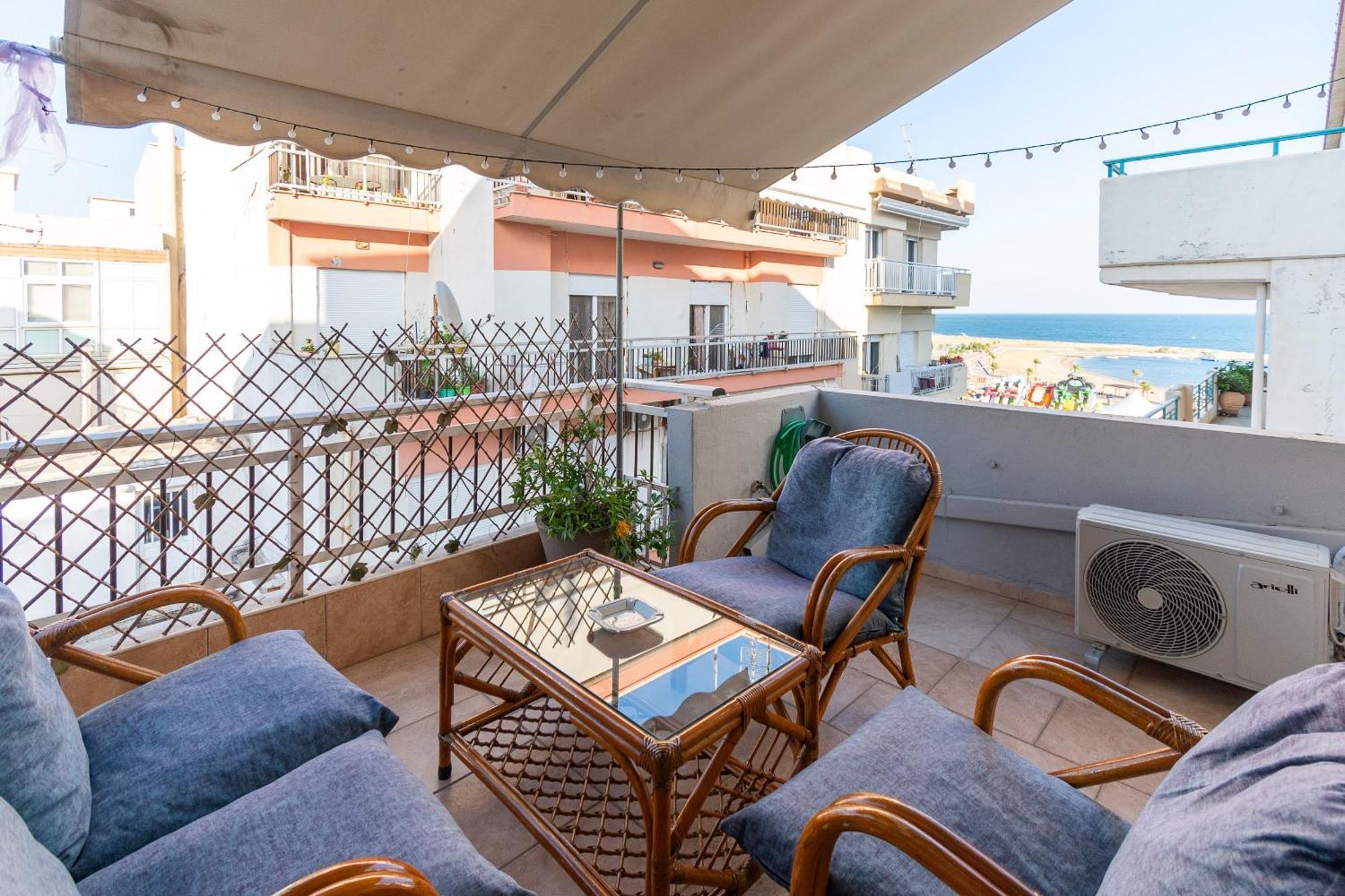Alex_polis Lighthouse Apartment!!! *