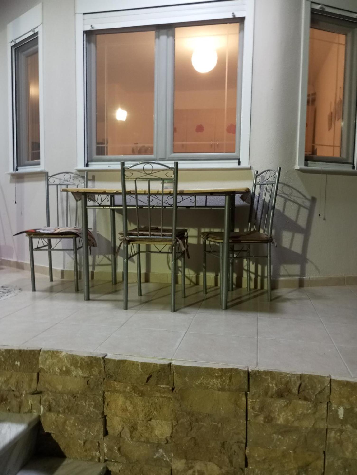 Dina House Holiday home *