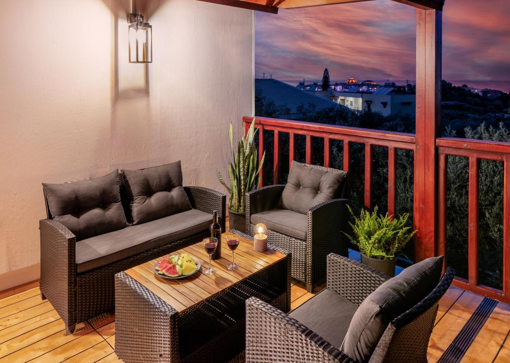 Harmony Sea View Apartment *
