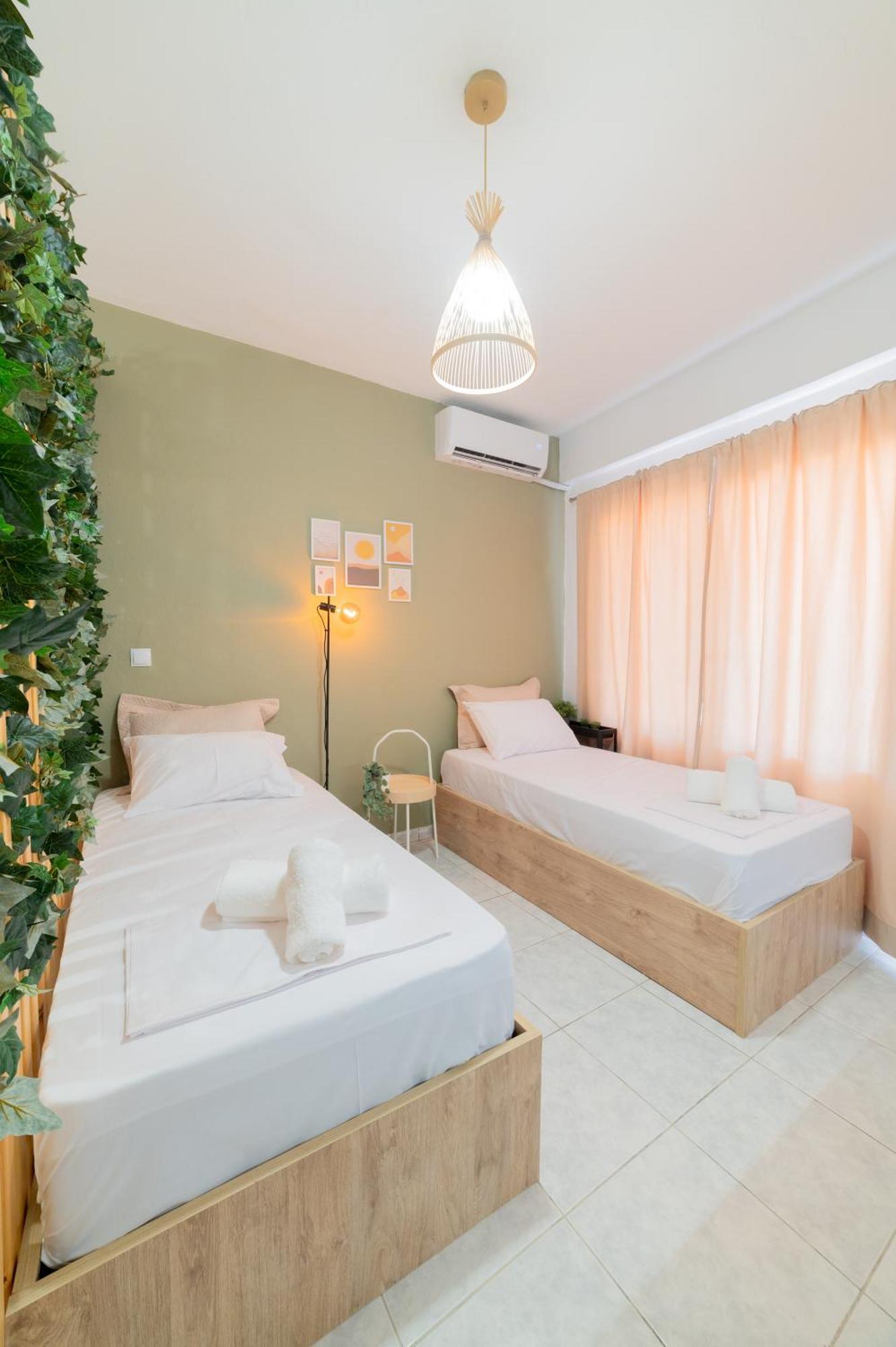 Dimitras Luxury