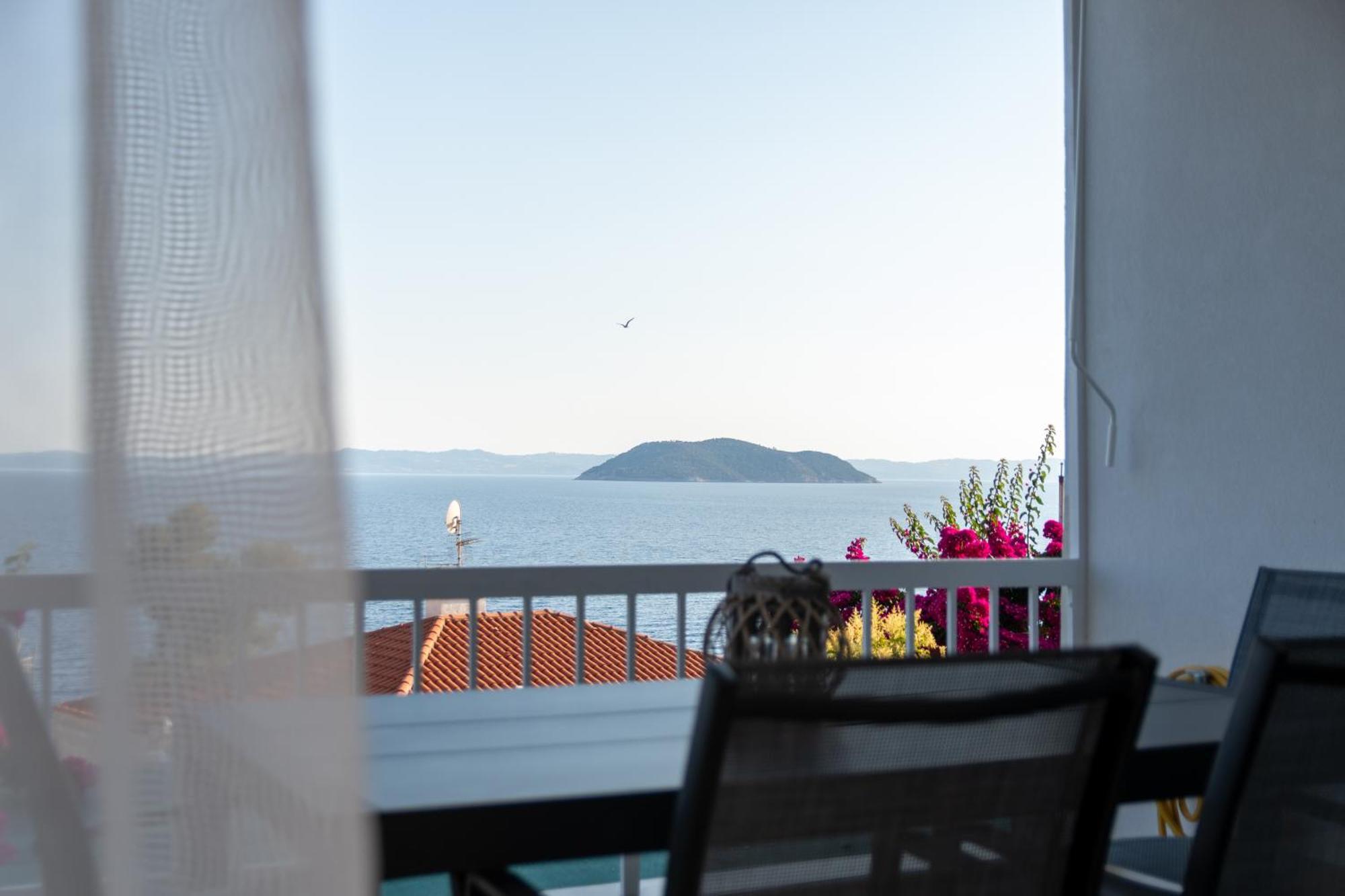 Sandra Seaview Apartment *