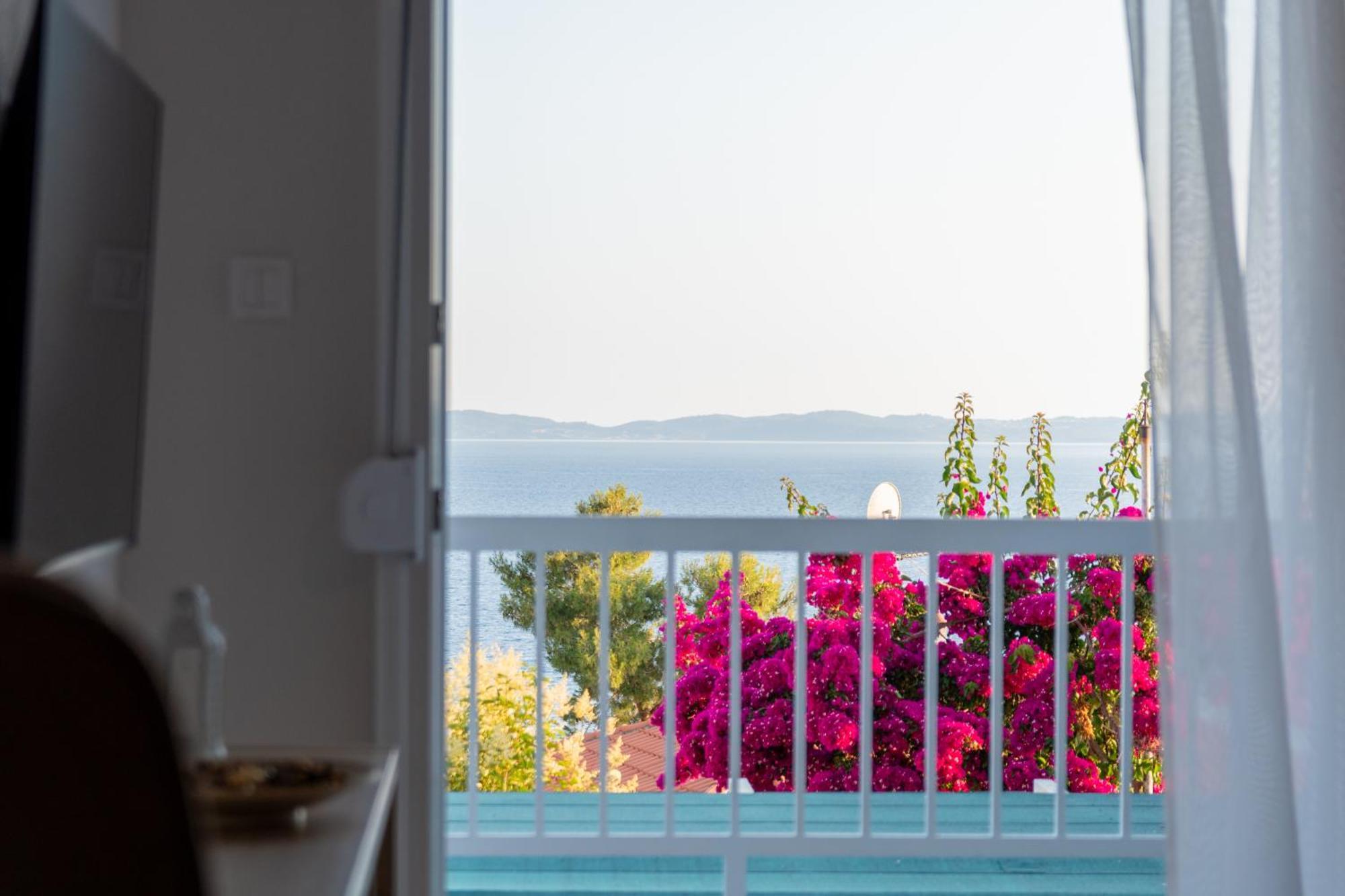 Sandra Seaview Apartment *