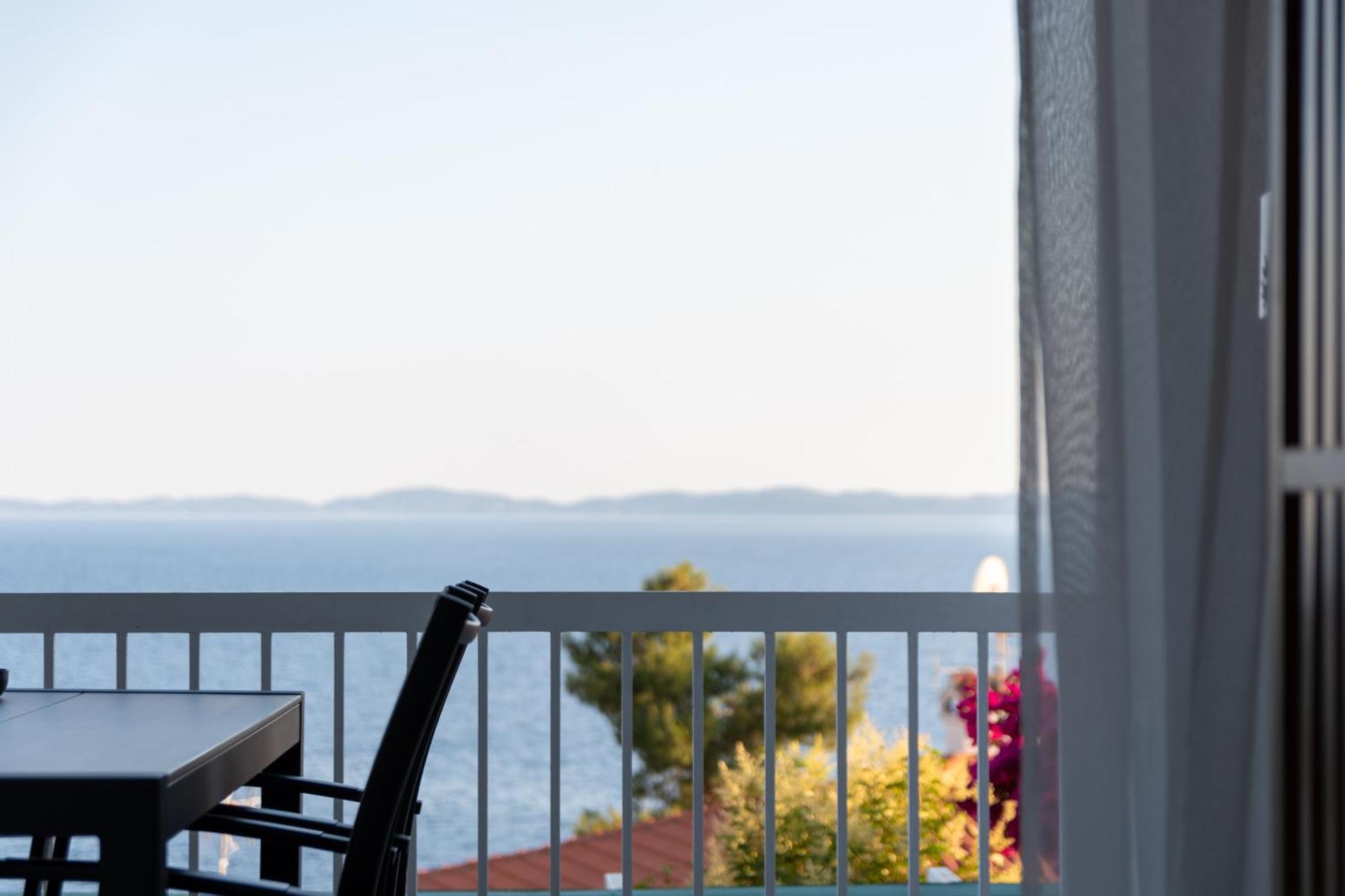 Sandra Seaview Apartment *