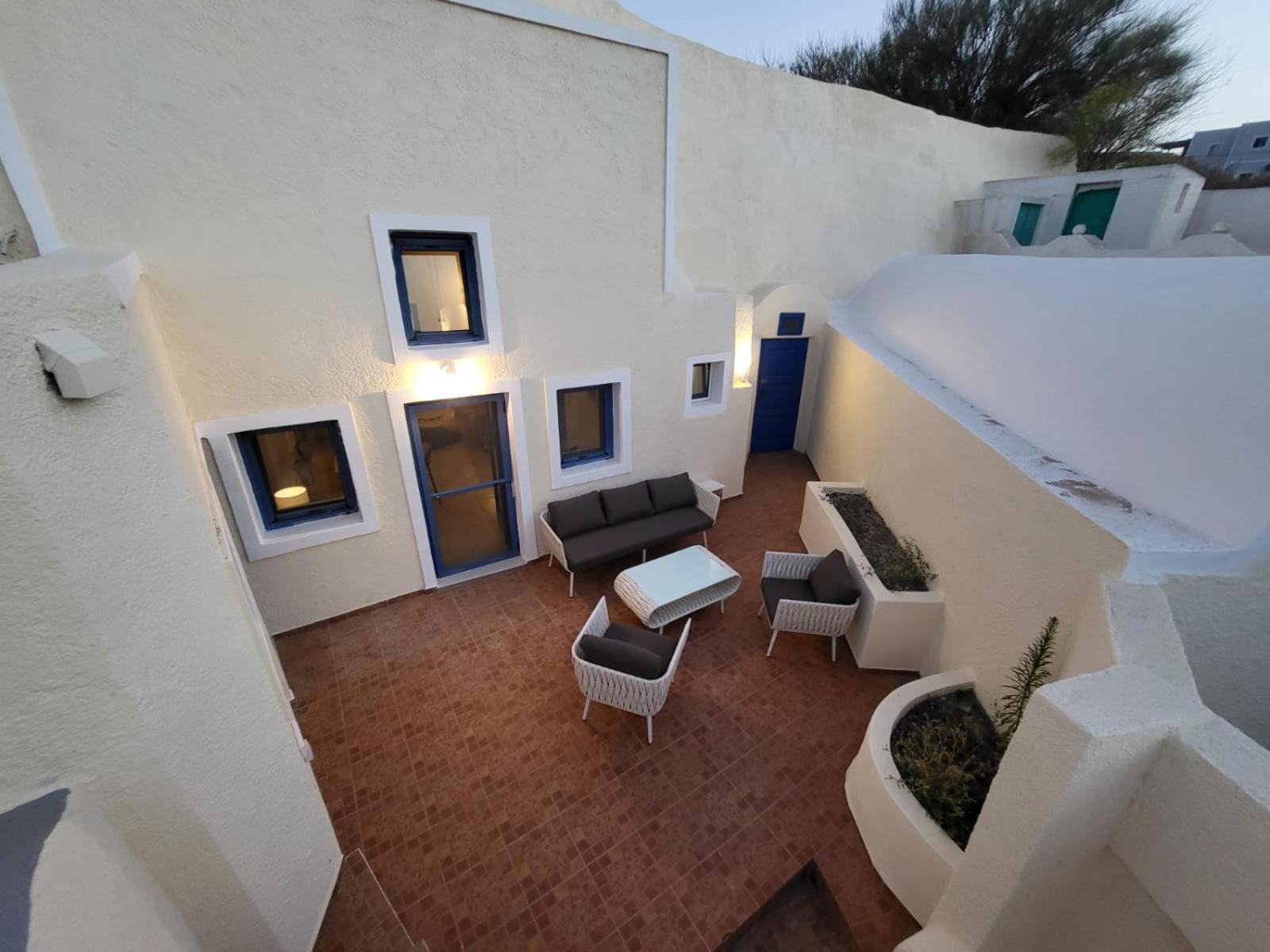 Villa Luxury Cave