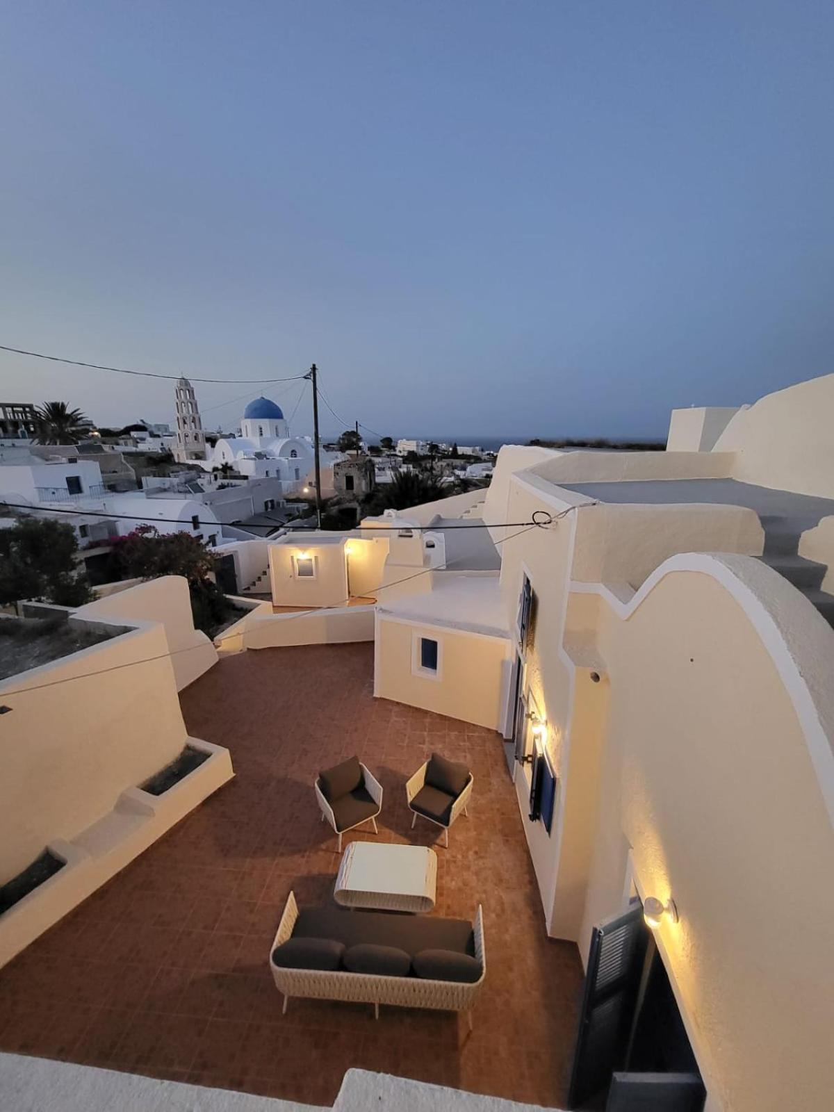 Luxury Cave Villa Messaria (Santorini)