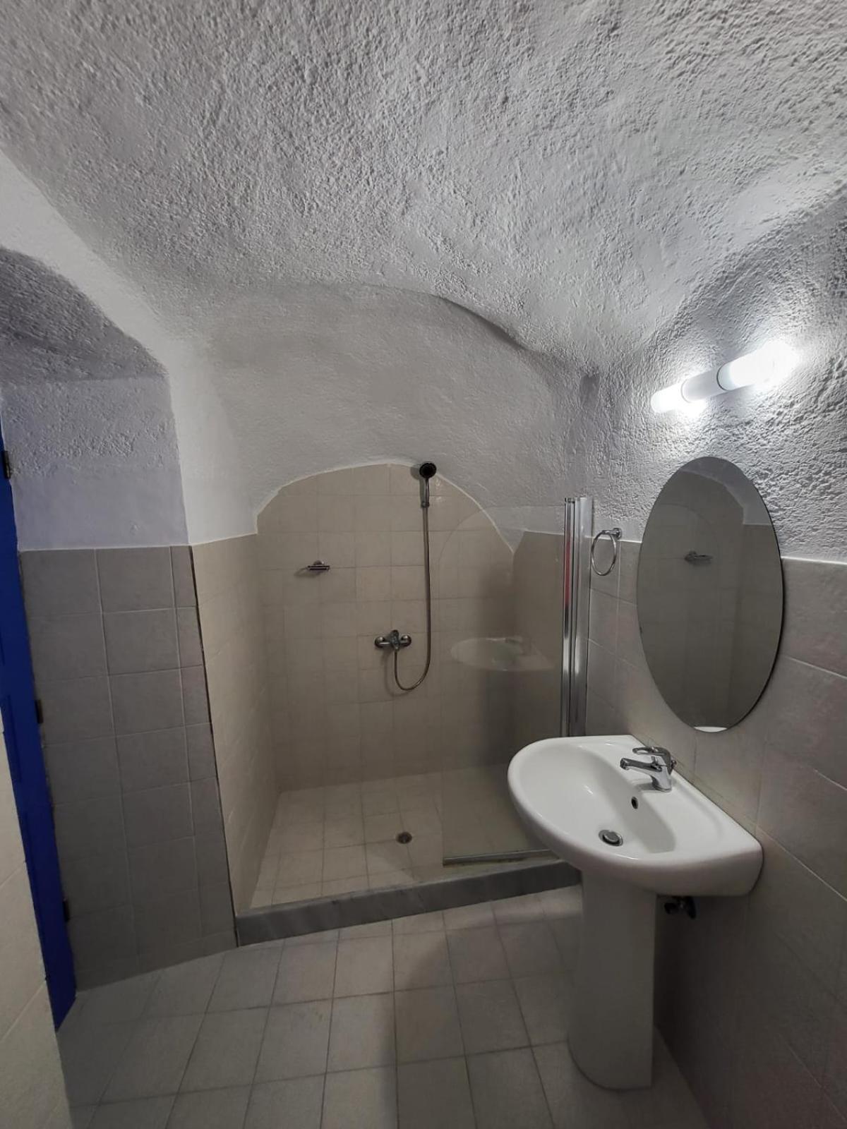 Luxury Cave