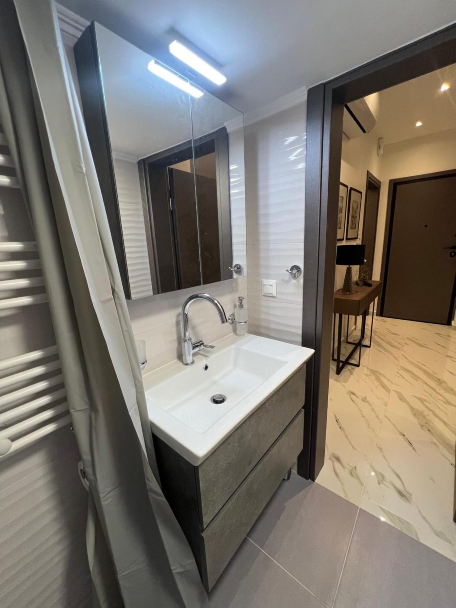 Seafront Lux Apartment *