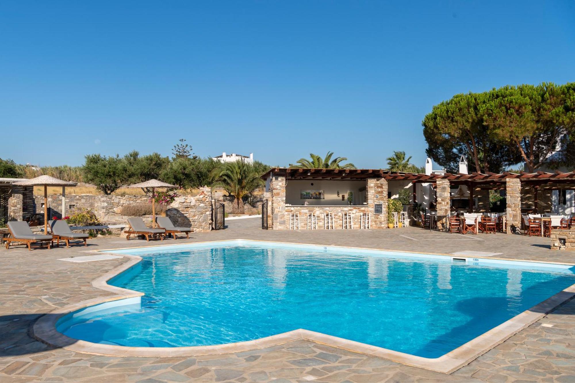 Hotel Swiss Naousa (Paros)