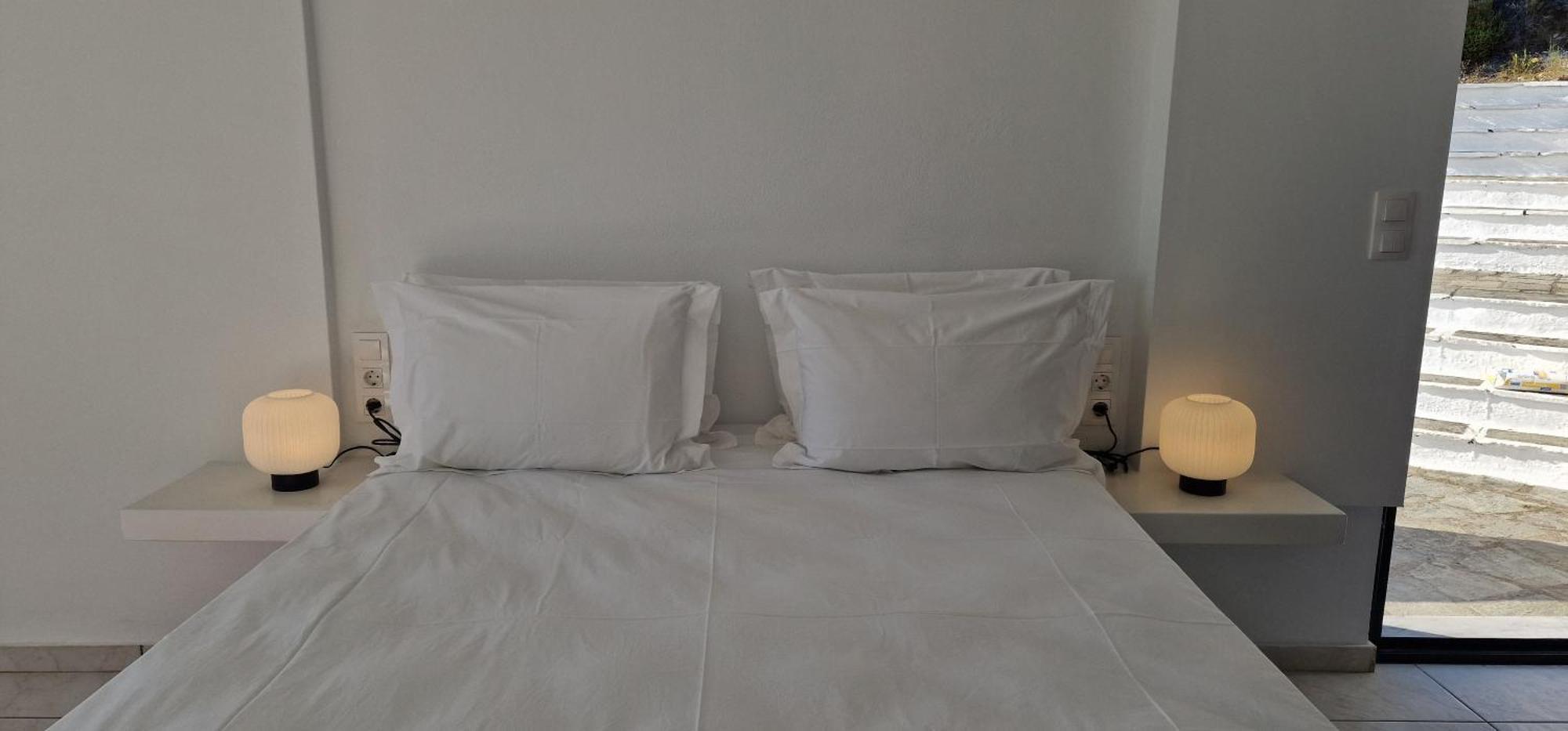 Lithanemon Aparthotel