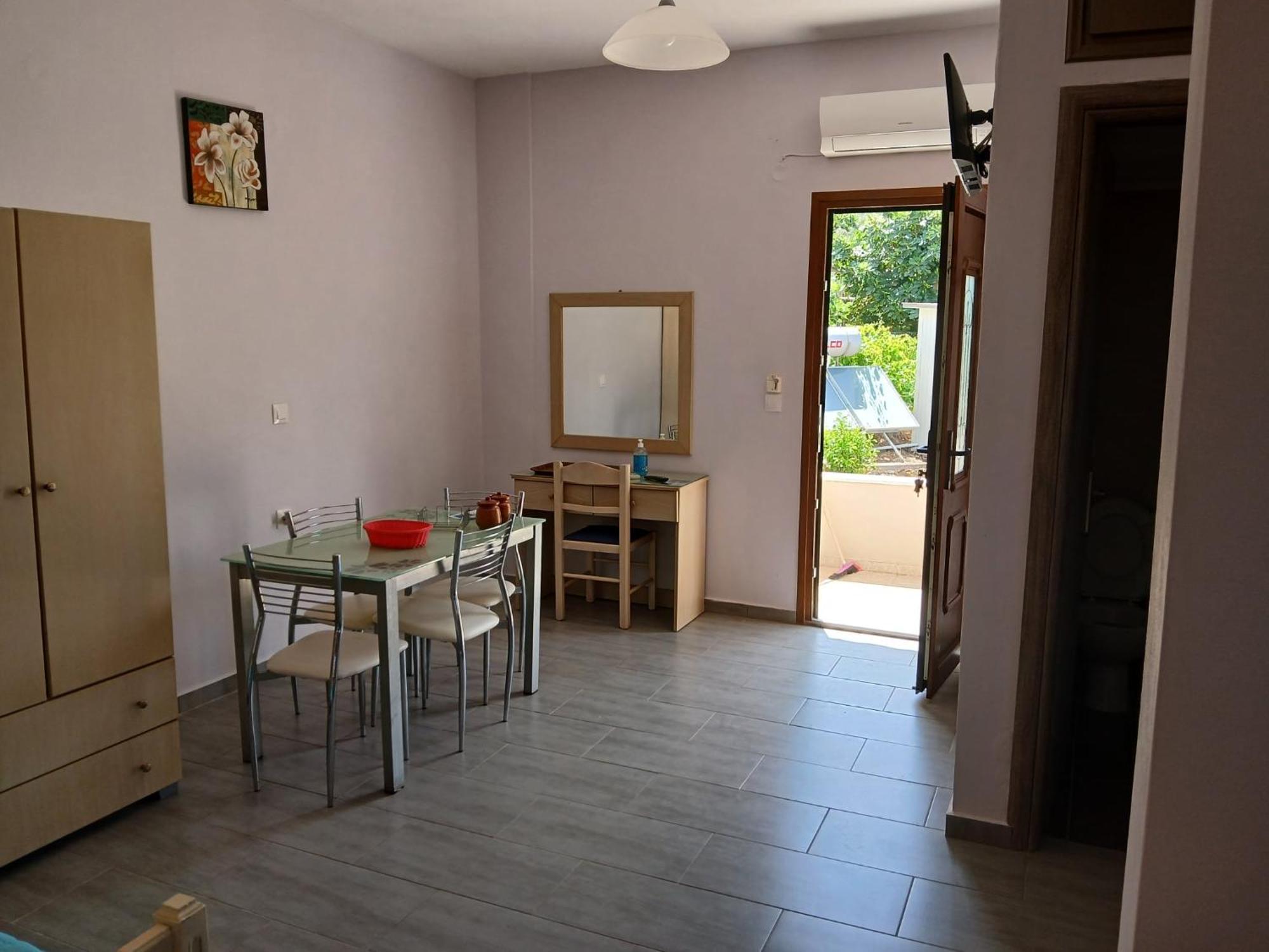 Apartment Vassilis Anaxos