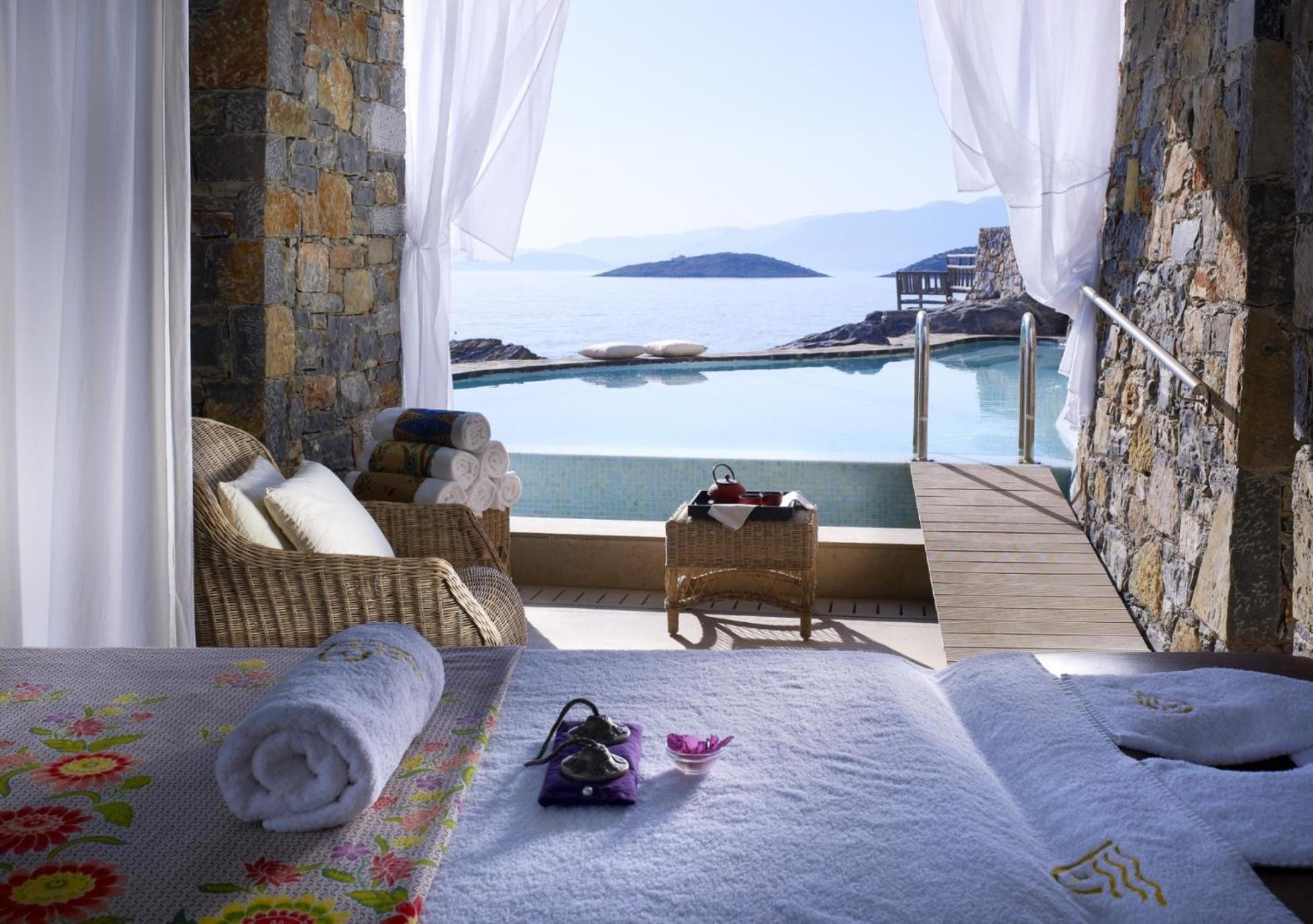 Thalassa Villa *