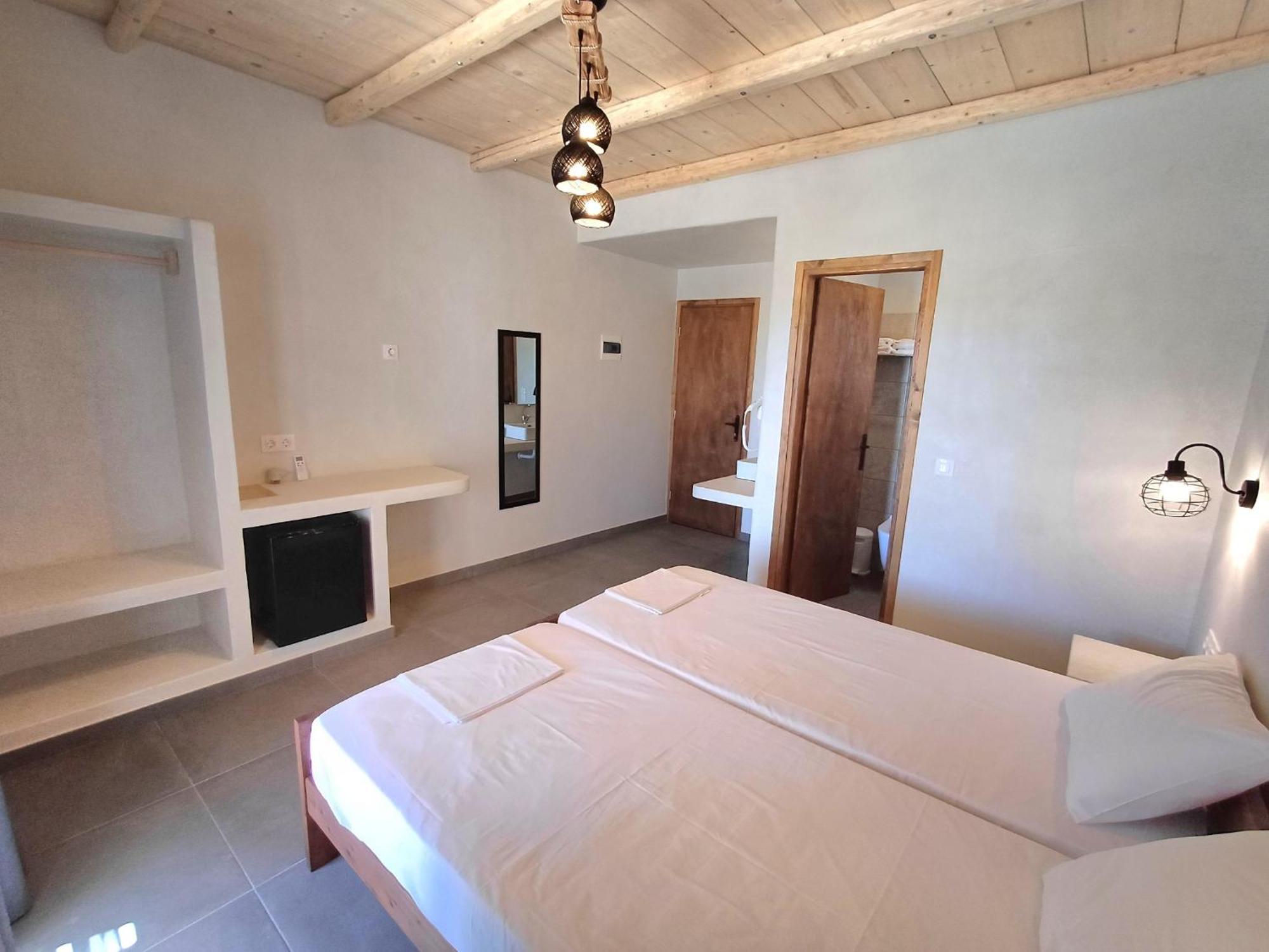 Maria Aparthotel Chora (Ios)