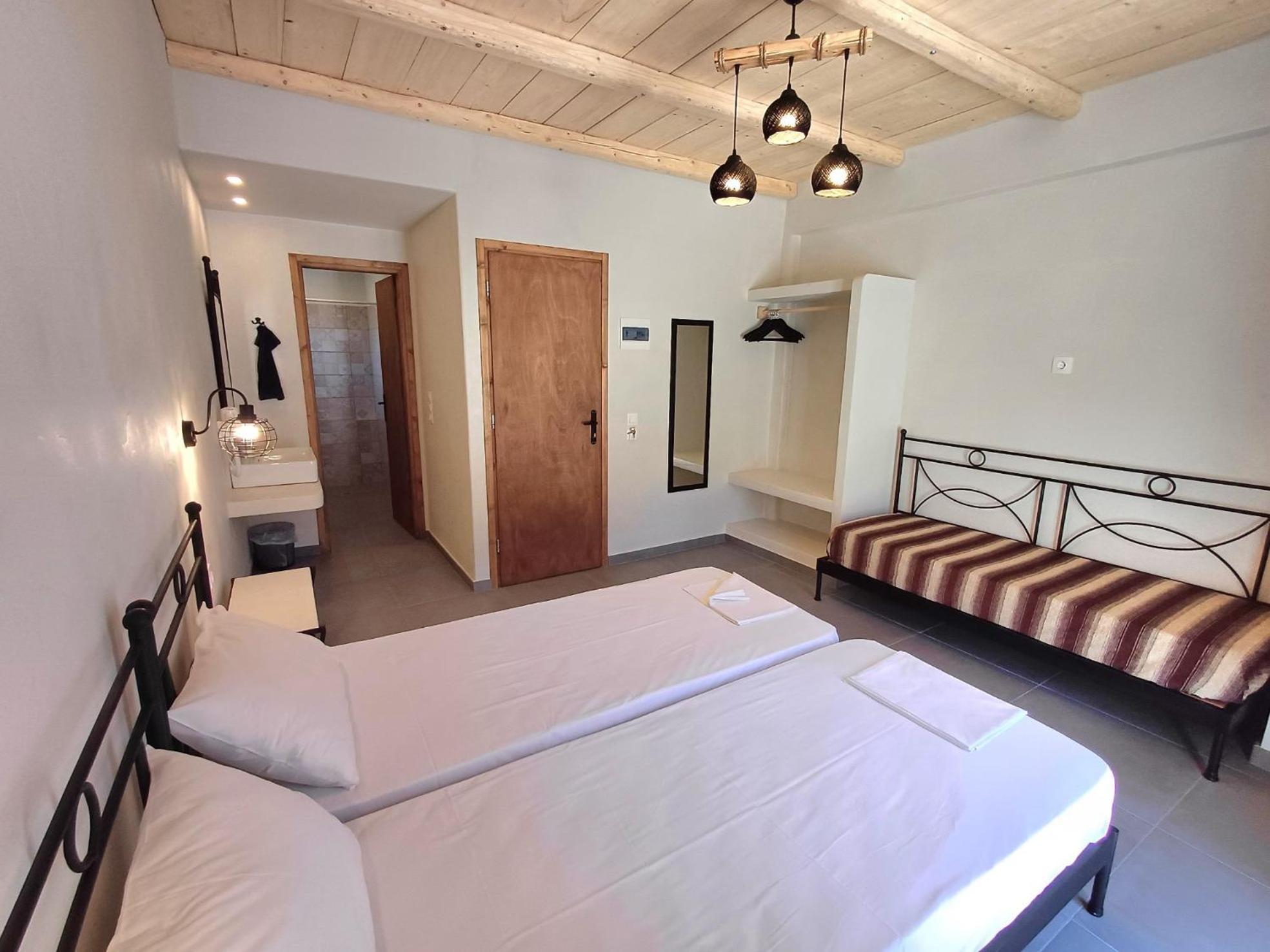 Maria Aparthotel Chora (Ios)