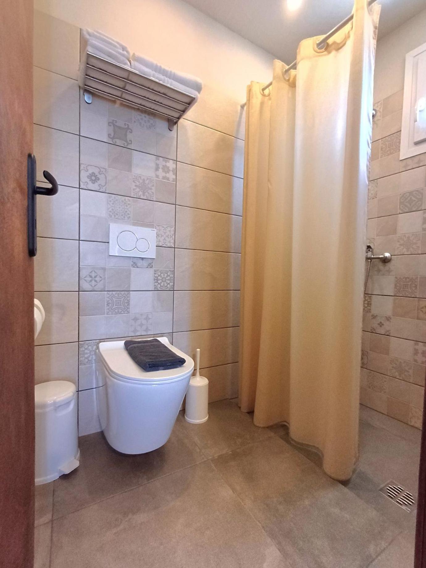 Maria Aparthotel