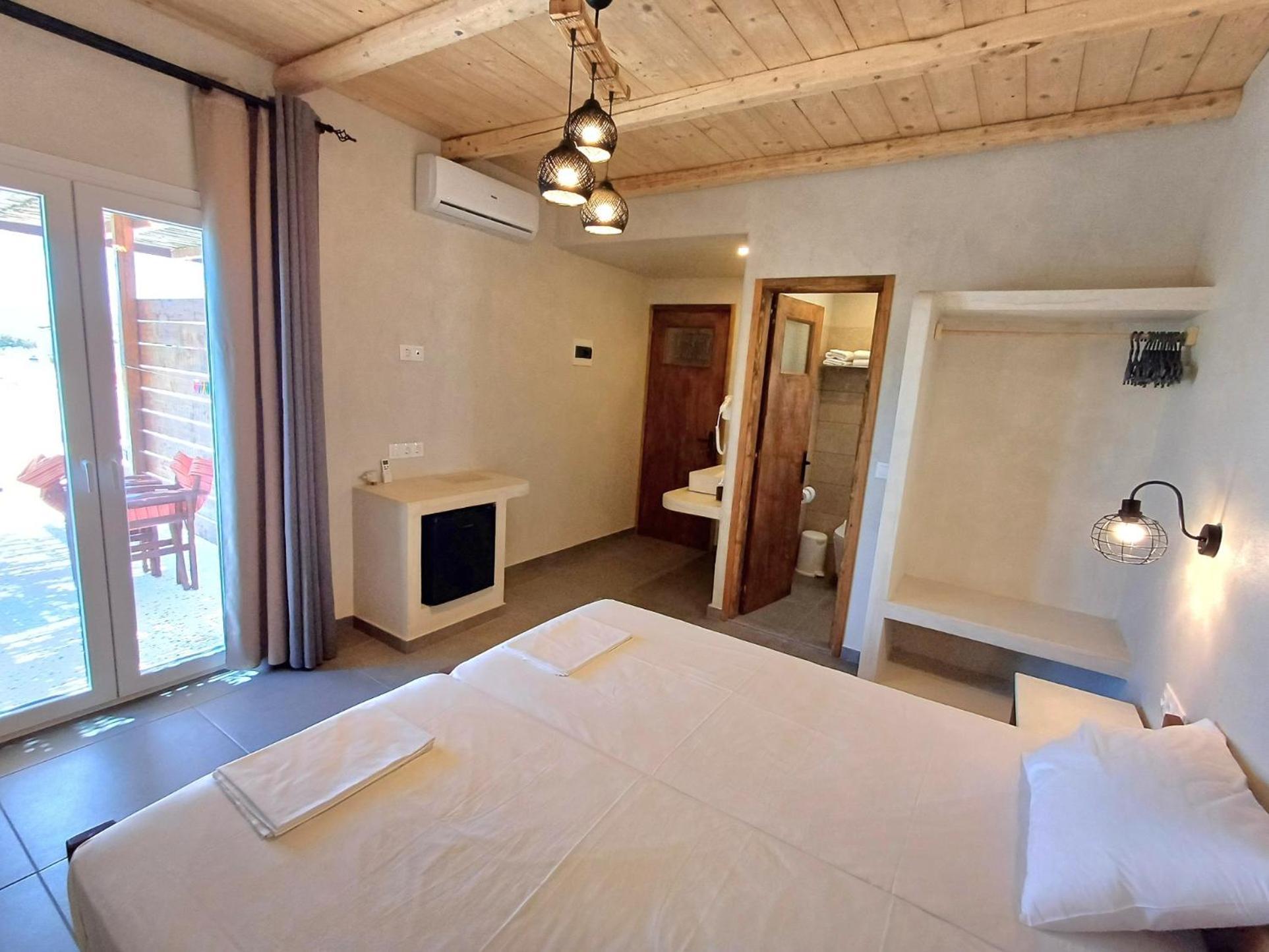 Maria Aparthotel