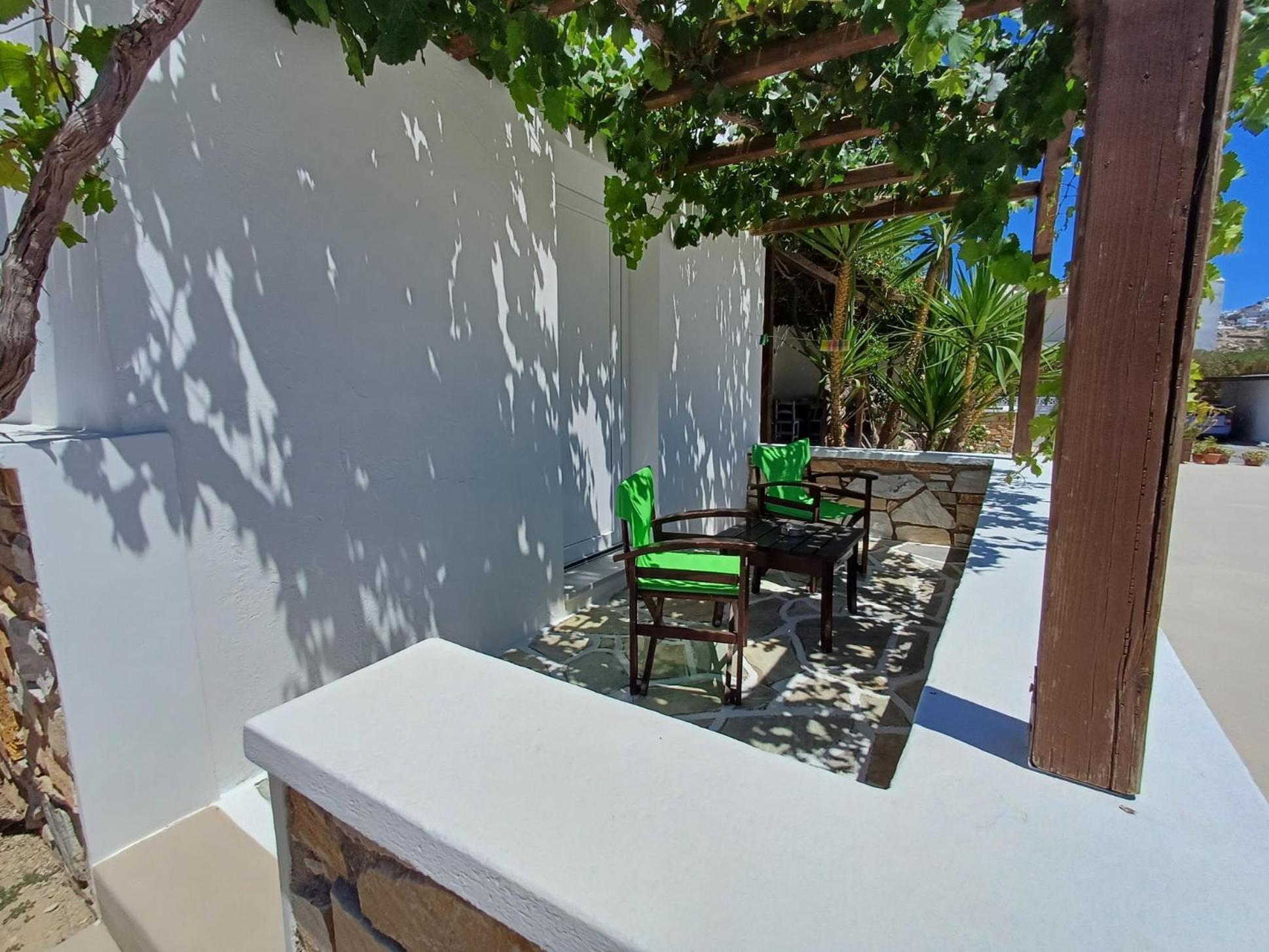 Maria Aparthotel Chora (Ios)