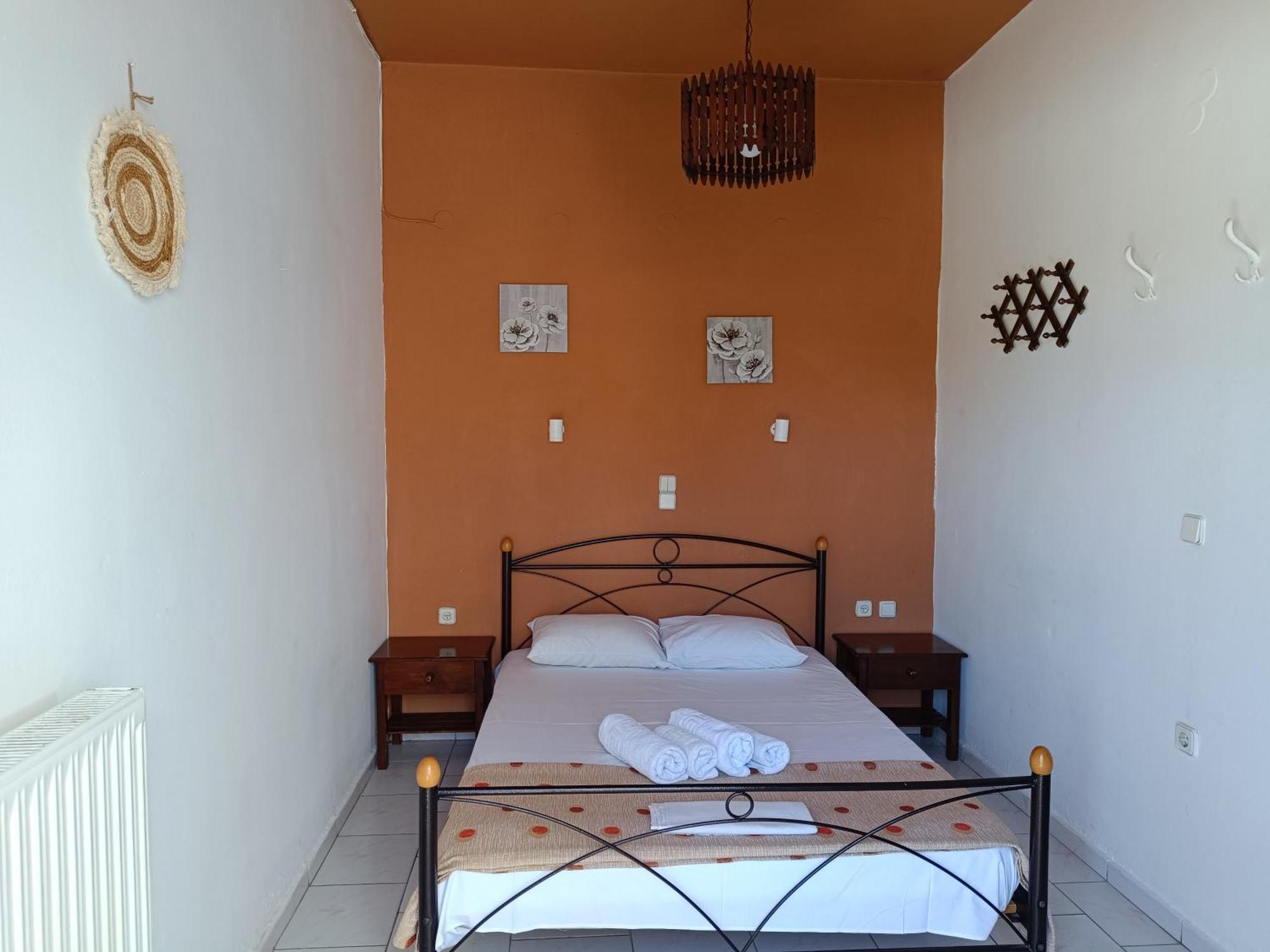 Manos Apartment