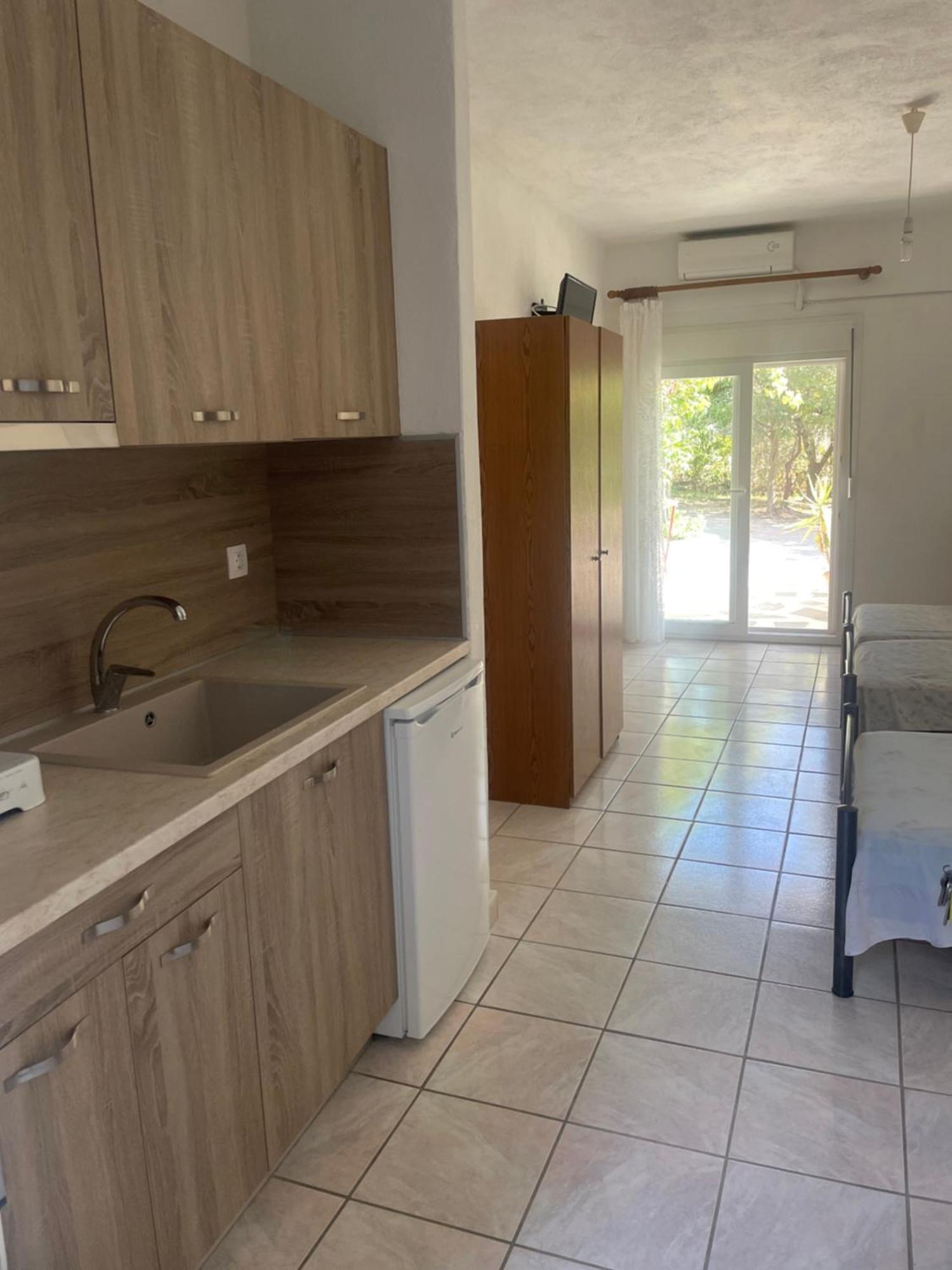 Lelegianni And Apartment