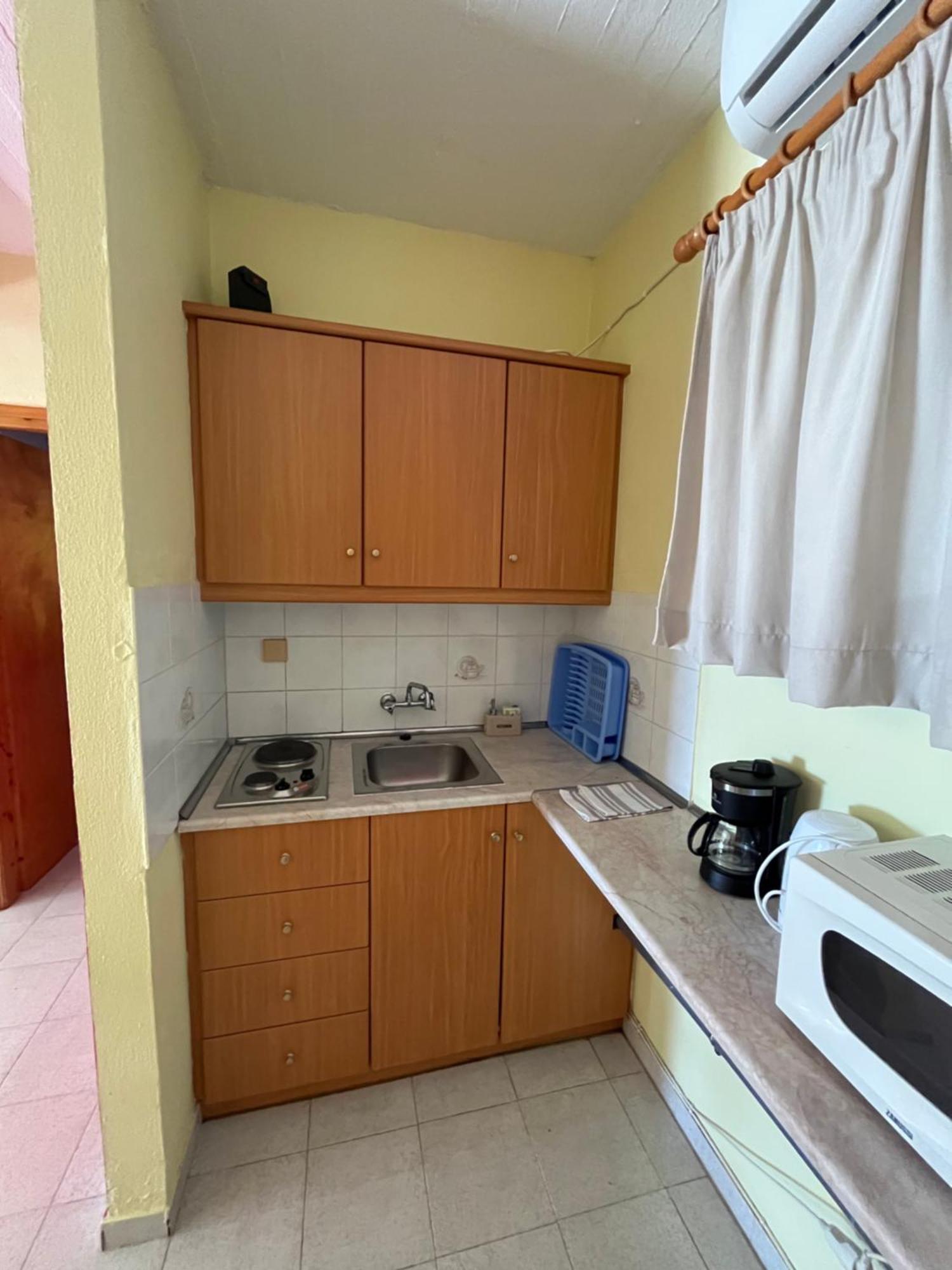 9 Muses Apartment Chrani