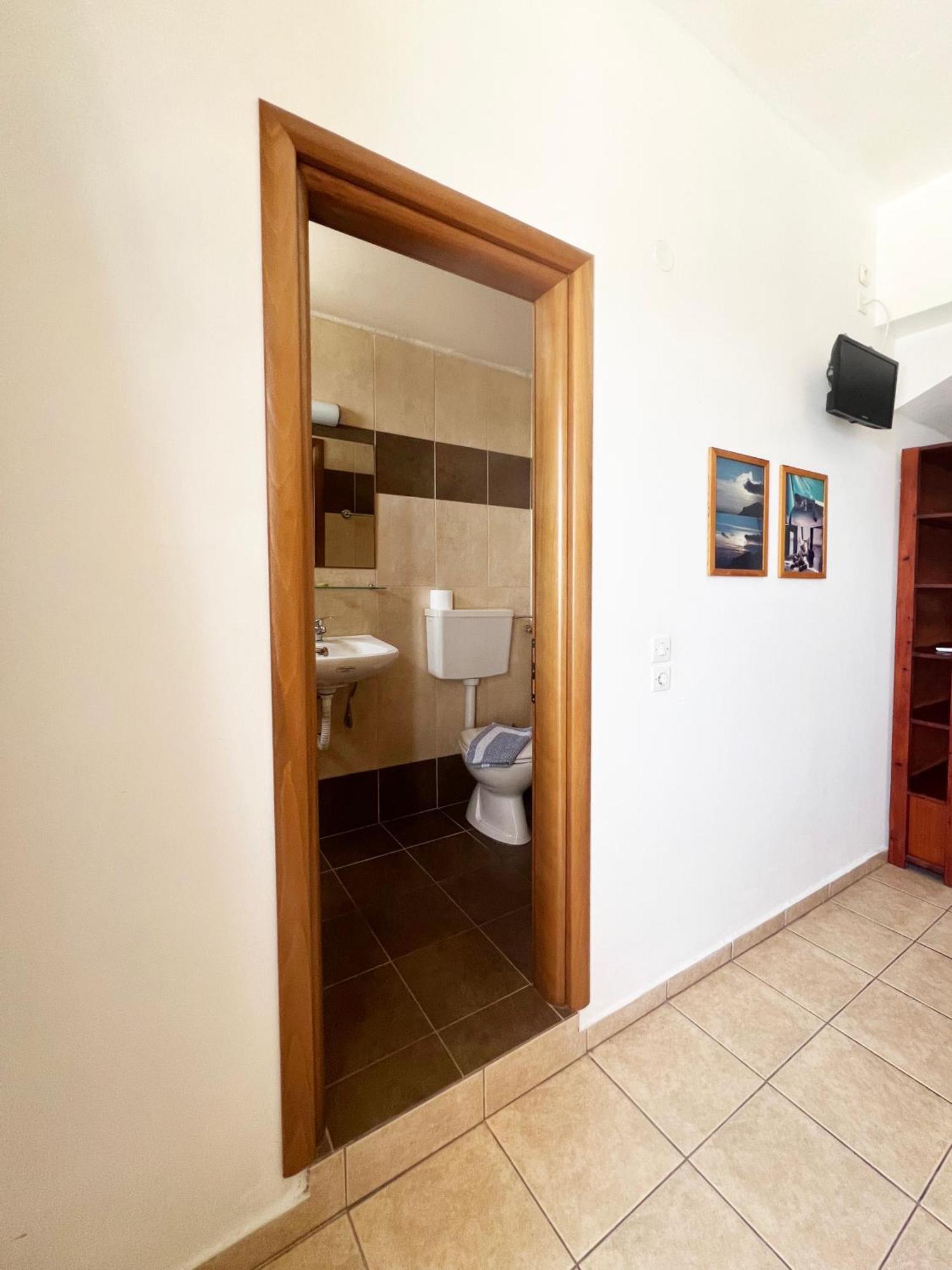 Three Brothers Aparthotel 2*