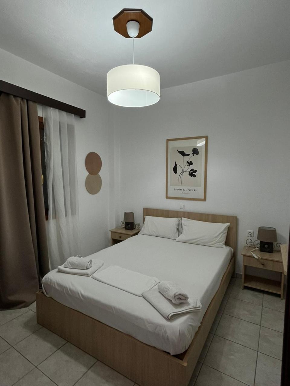 Giasemi * Skopelos Town